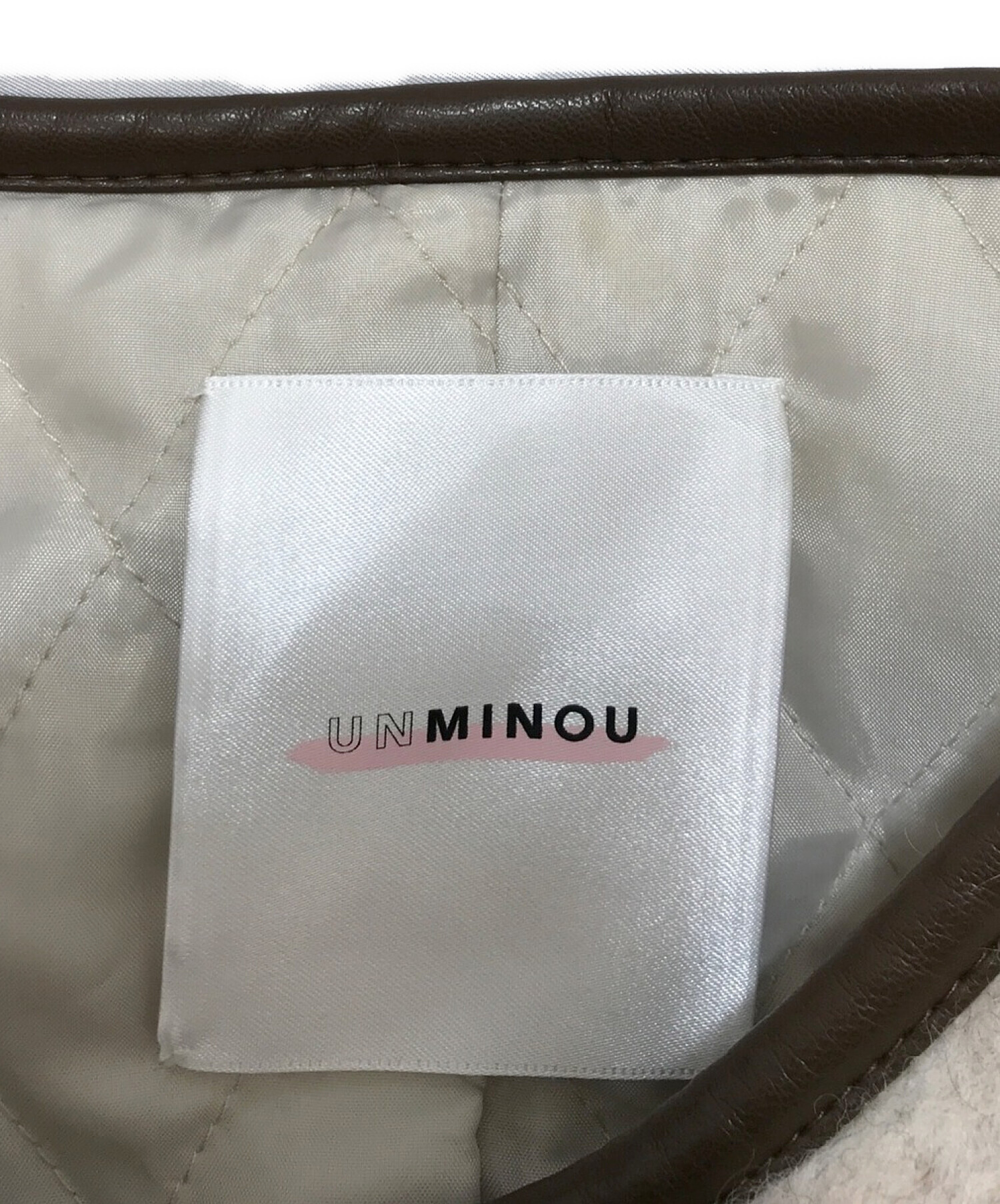 中古・古着通販】UNMINOU (アンミヌ) コート ベージュ サイズ:F