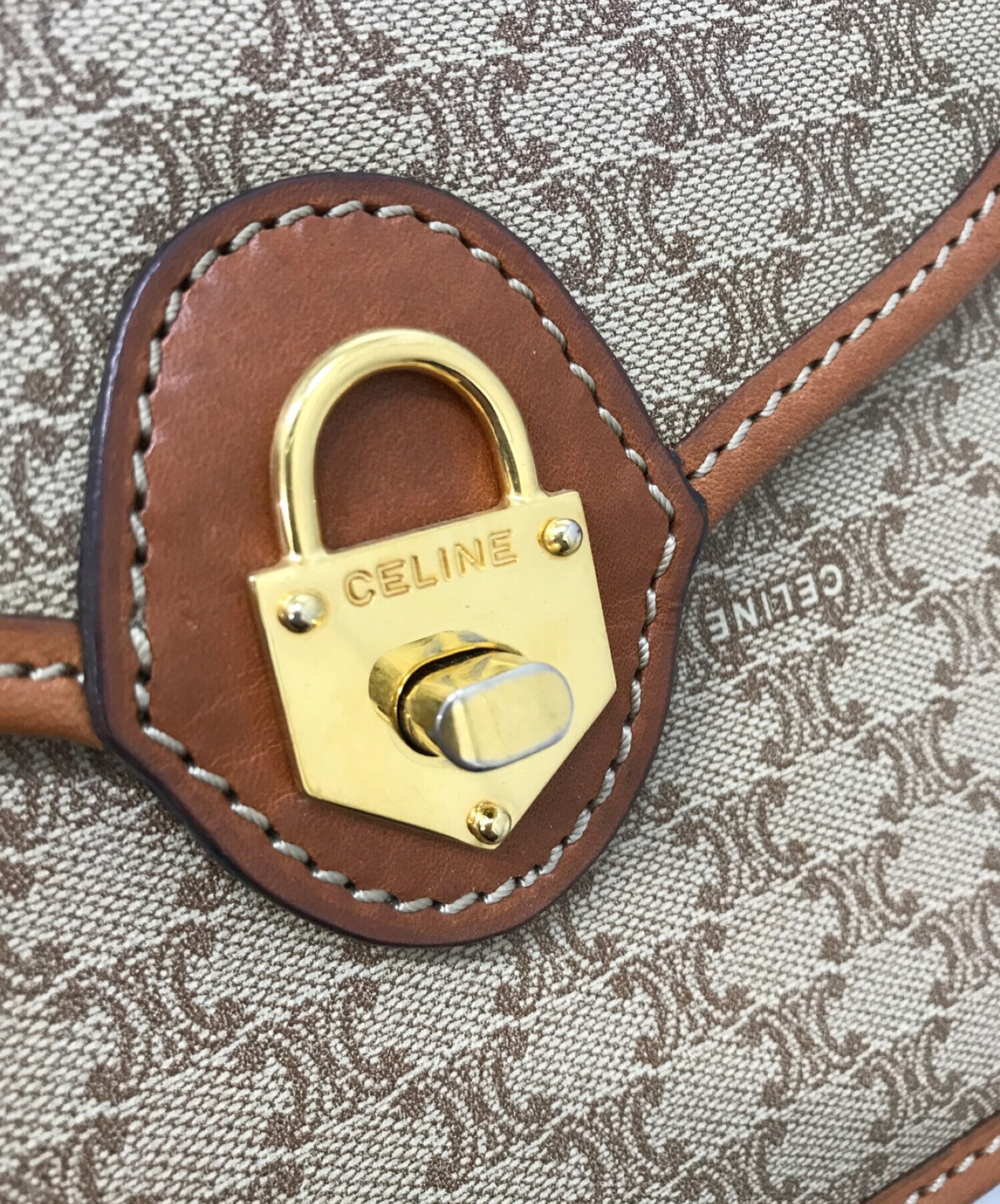 中古・古着通販】CELINE (セリーヌ) トリオンフショルダーバッグ ベージュ｜ブランド・古着通販 トレファク公式【TREFAC  FASHION】スマホサイト