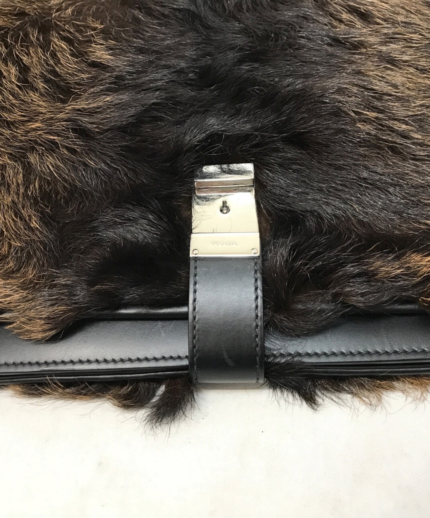 中古・古着通販】PRADA (プラダ) ゴートファーショルダーバッグ ブラウン｜ブランド・古着通販 トレファク公式【TREFAC  FASHION】スマホサイト