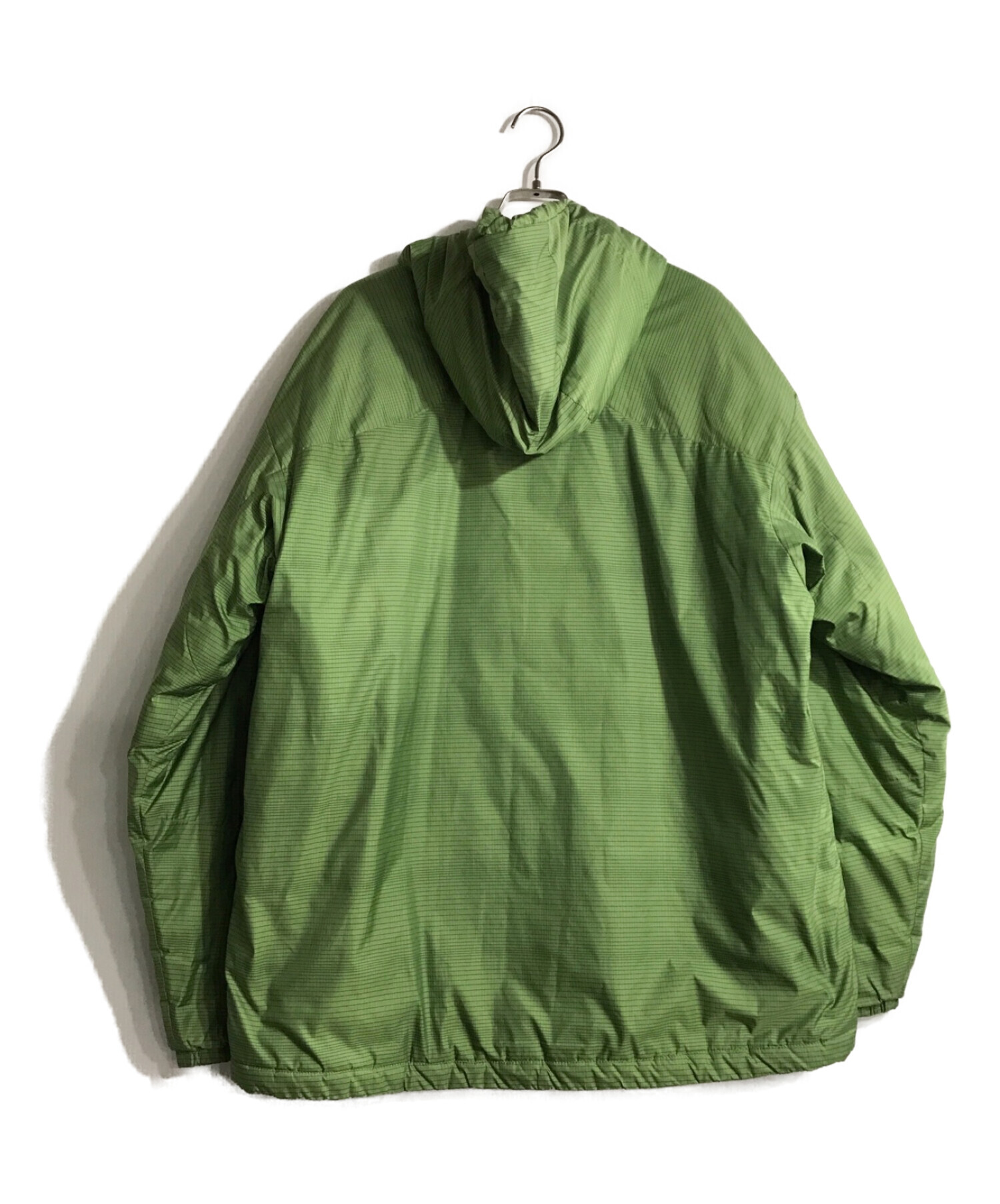 Patagonia (パタゴニア) マイクロパフフーデッドジャケット グリーン サイズ:L