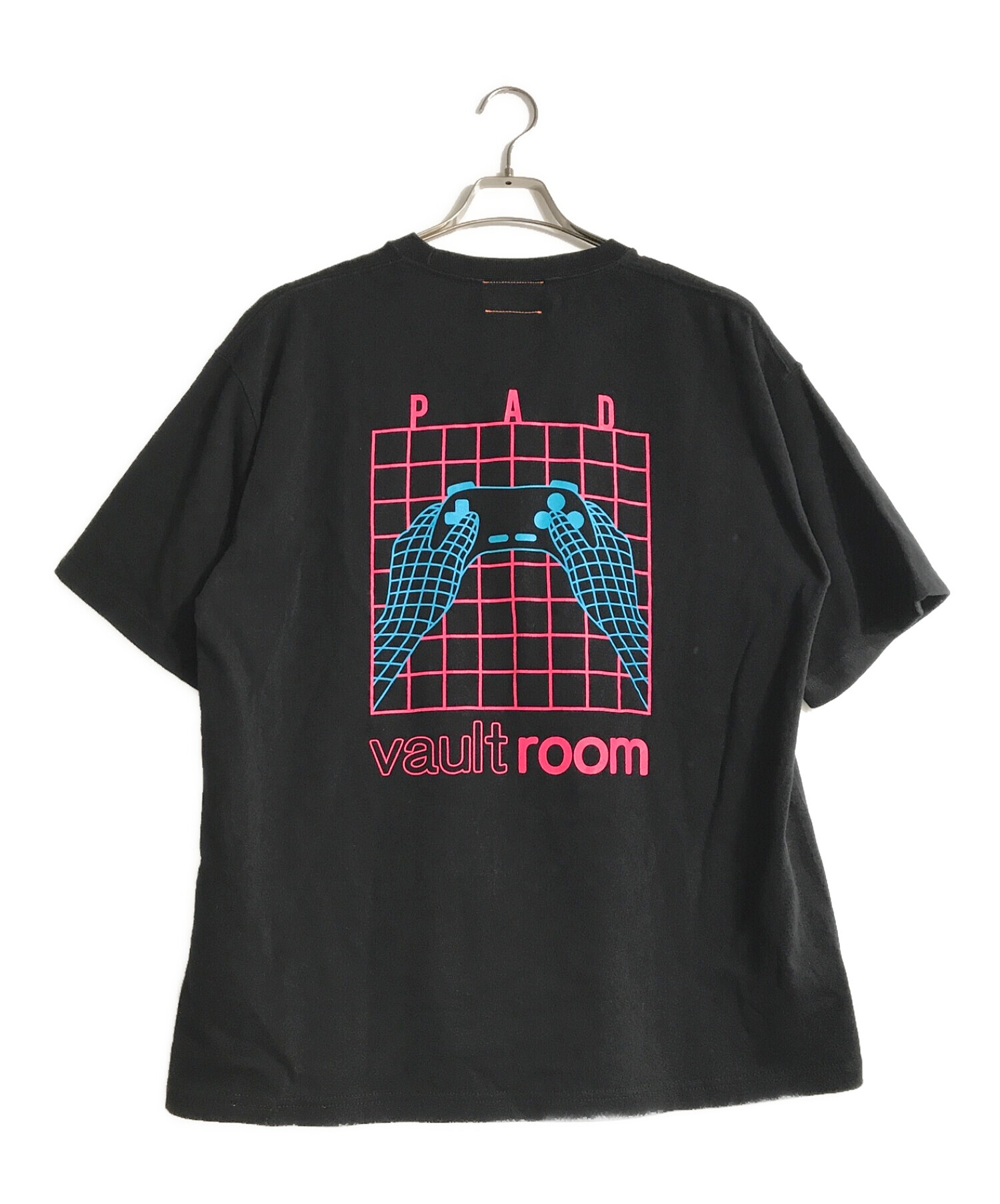 中古・古着通販】vault room (ボルトルーム) 刺繍Tシャツ ブラック サイズ:L｜ブランド・古着通販 トレファク公式【TREFAC  FASHION】スマホサイト