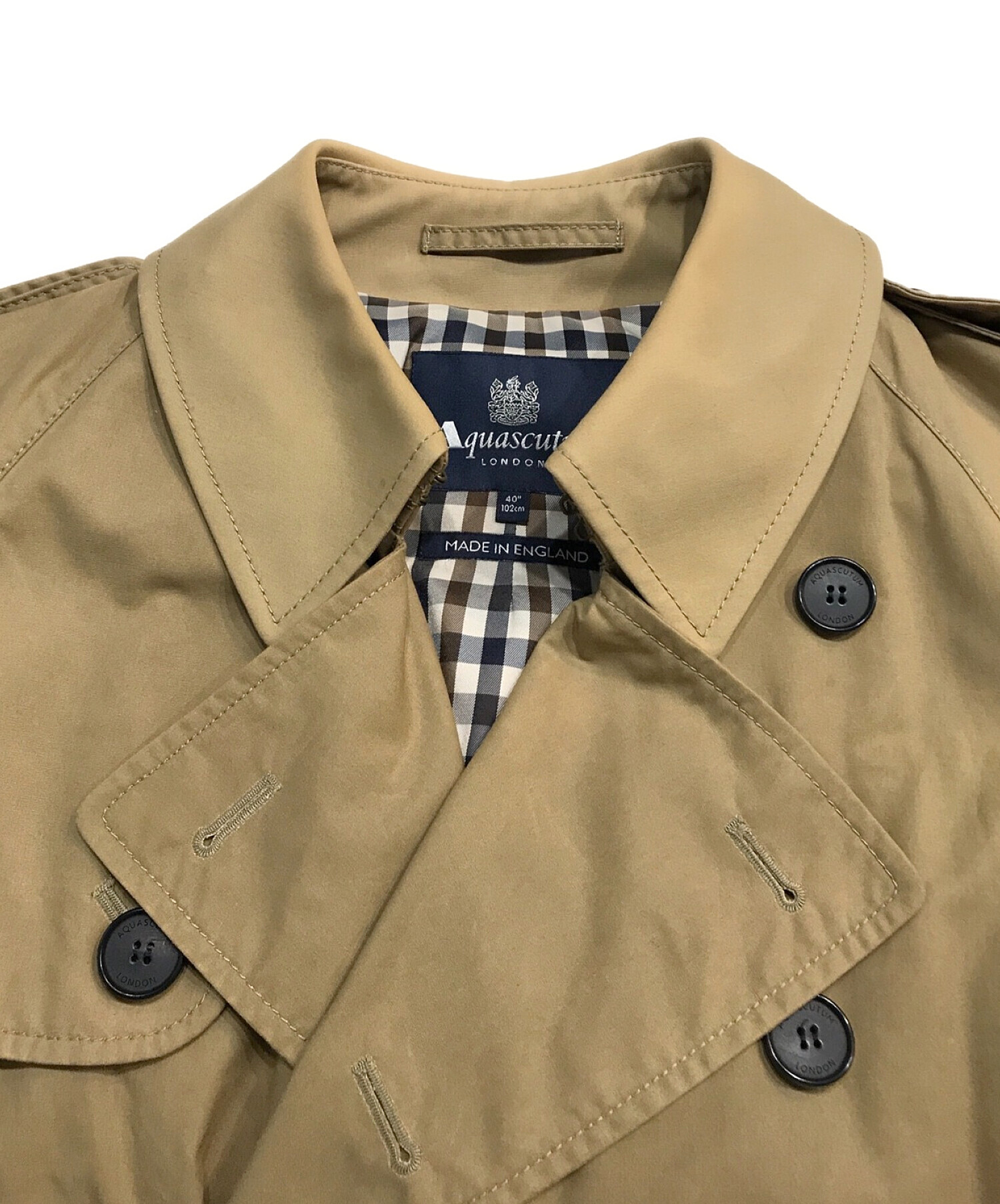 大人も着やすいシンプルファッション 【中古品美品】『Aquascutum