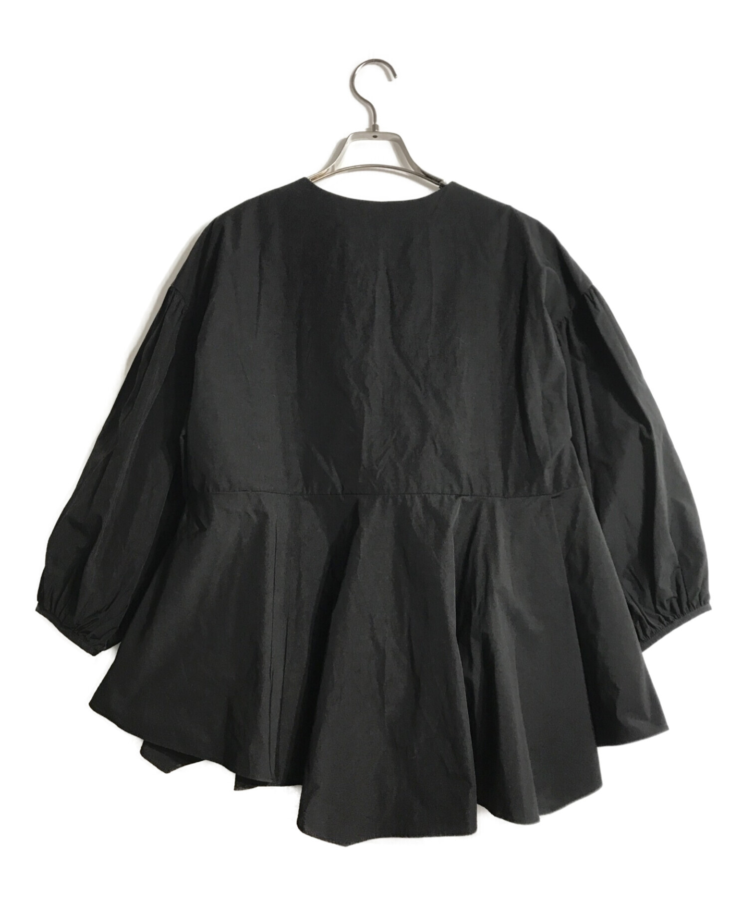 ANANA (アナナ) T/Cパールキーネックボリューム袖ブラウス ブラック サイズ:F
