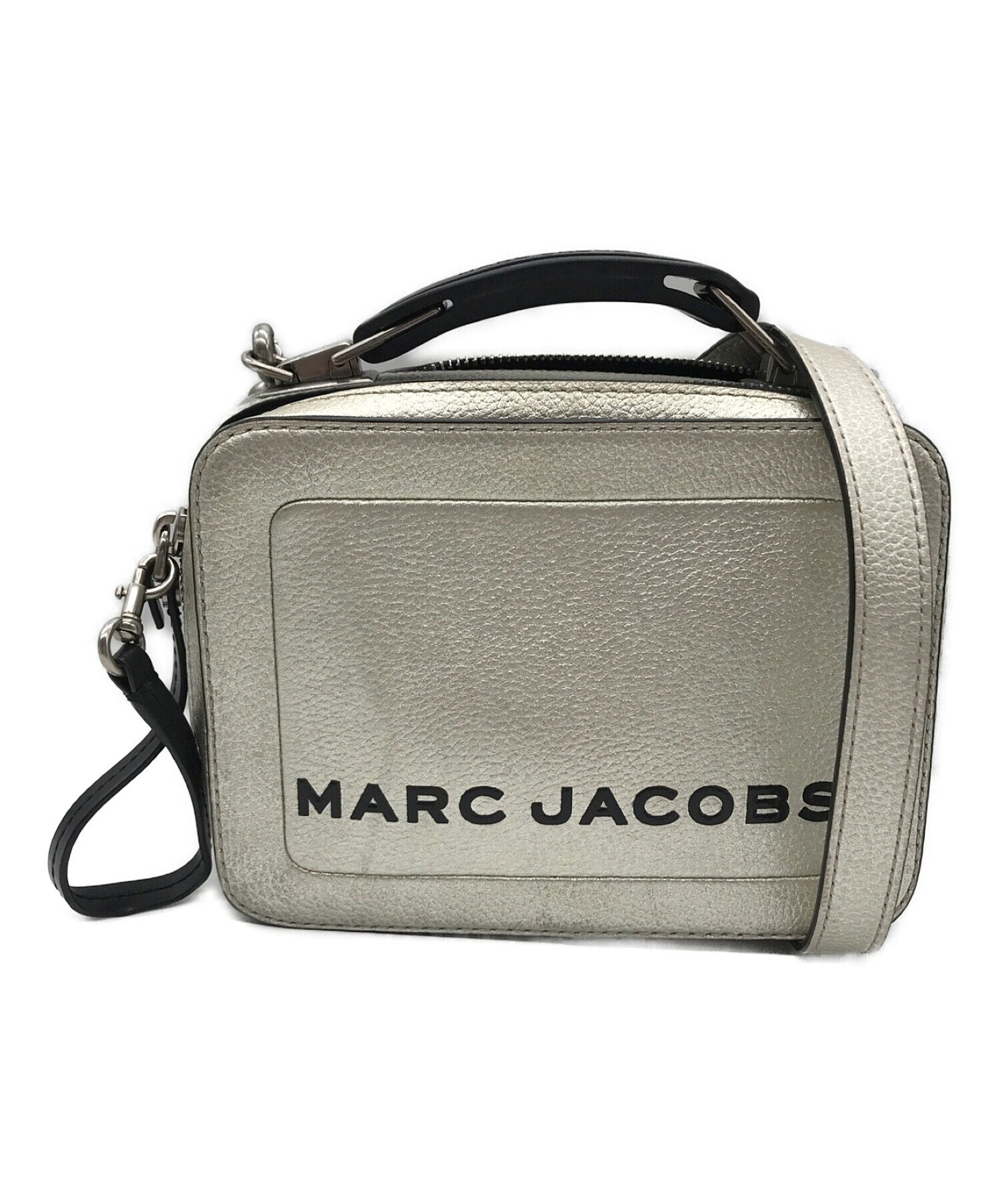 MARC JACOBS (マーク ジェイコブス) スクエアショルダーバッグ シルバー