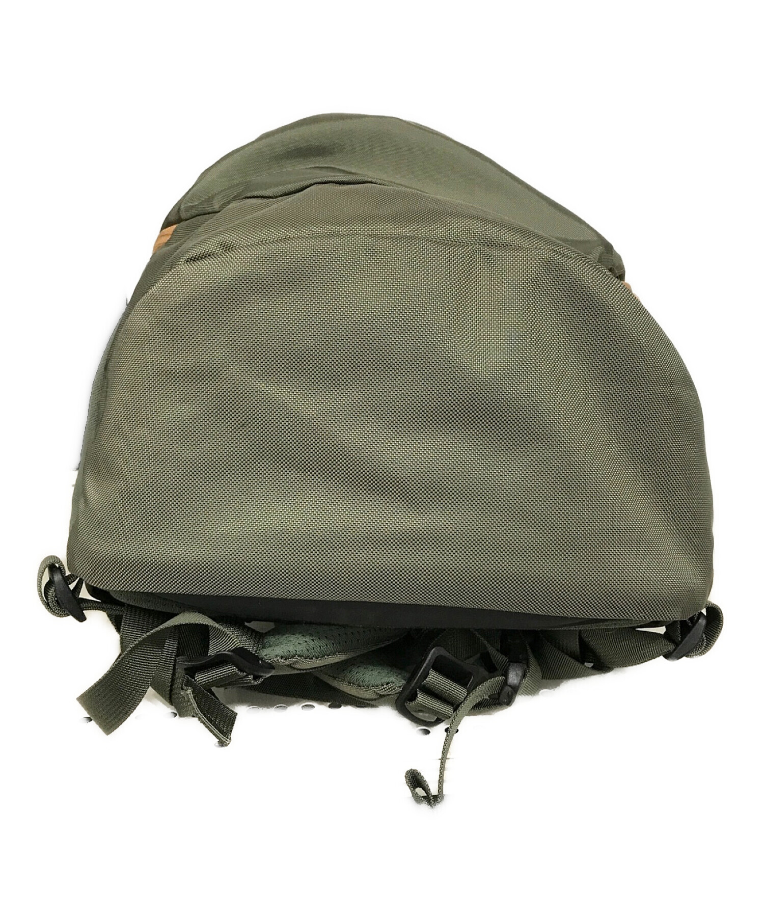 ARC'TERYX (アークテリクス) BEAMS BOY (ビームスボーイ) MANTIS 26 BACKPACK カーキ