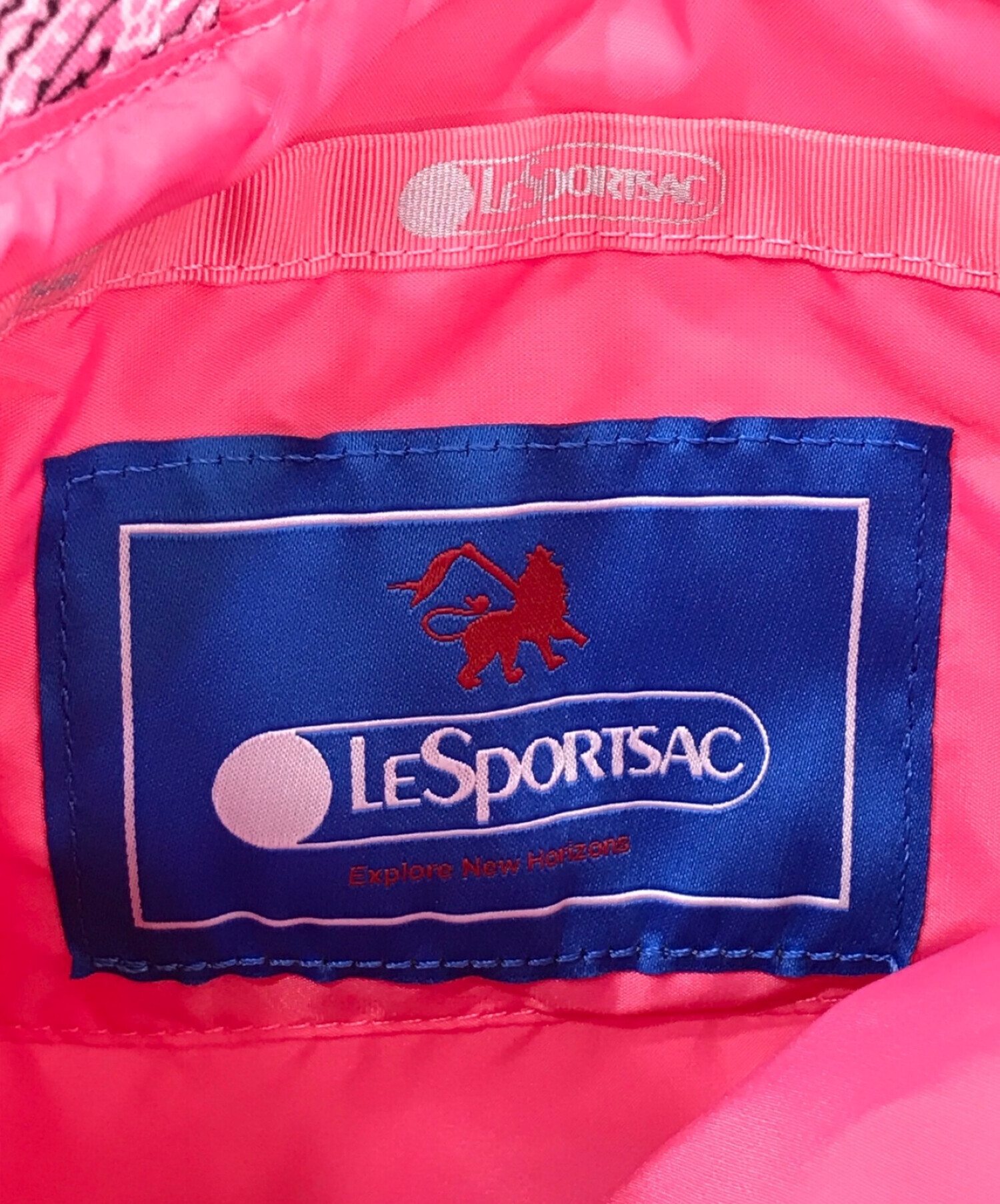 LeSportsac (レスポートサック) バンダナ柄チェーンキルトショルダーバッグ ピンク