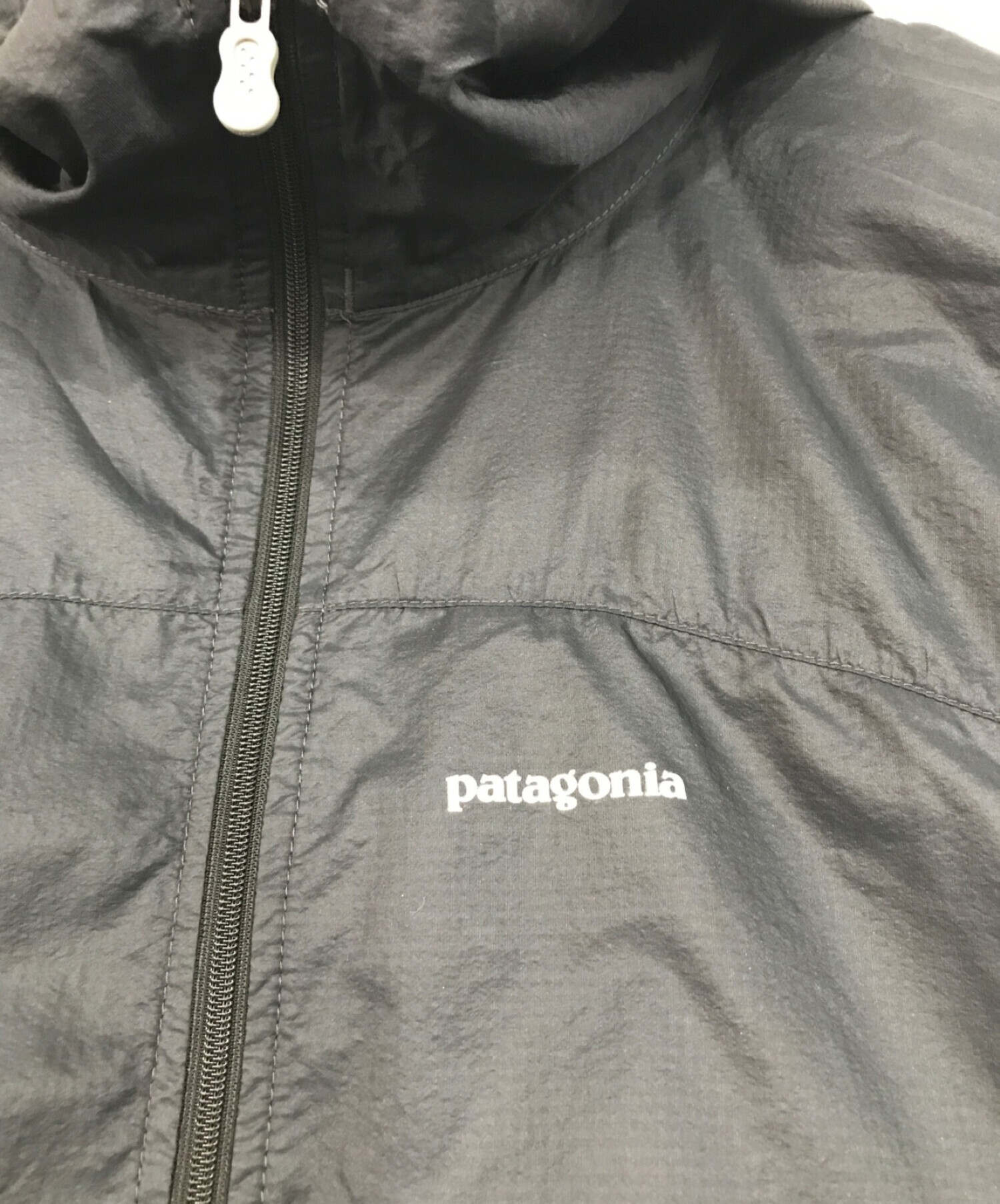 パタゴニア  フーディニジャケット　メンズ　Lサイズ　ブラック　新品・未使用