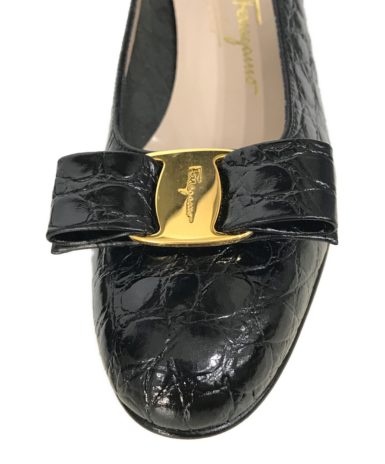 Salvatore Ferragamo (サルヴァトーレ フェラガモ) VARAリボンパンプス ブラック サイズ:SIZE　7 1/2