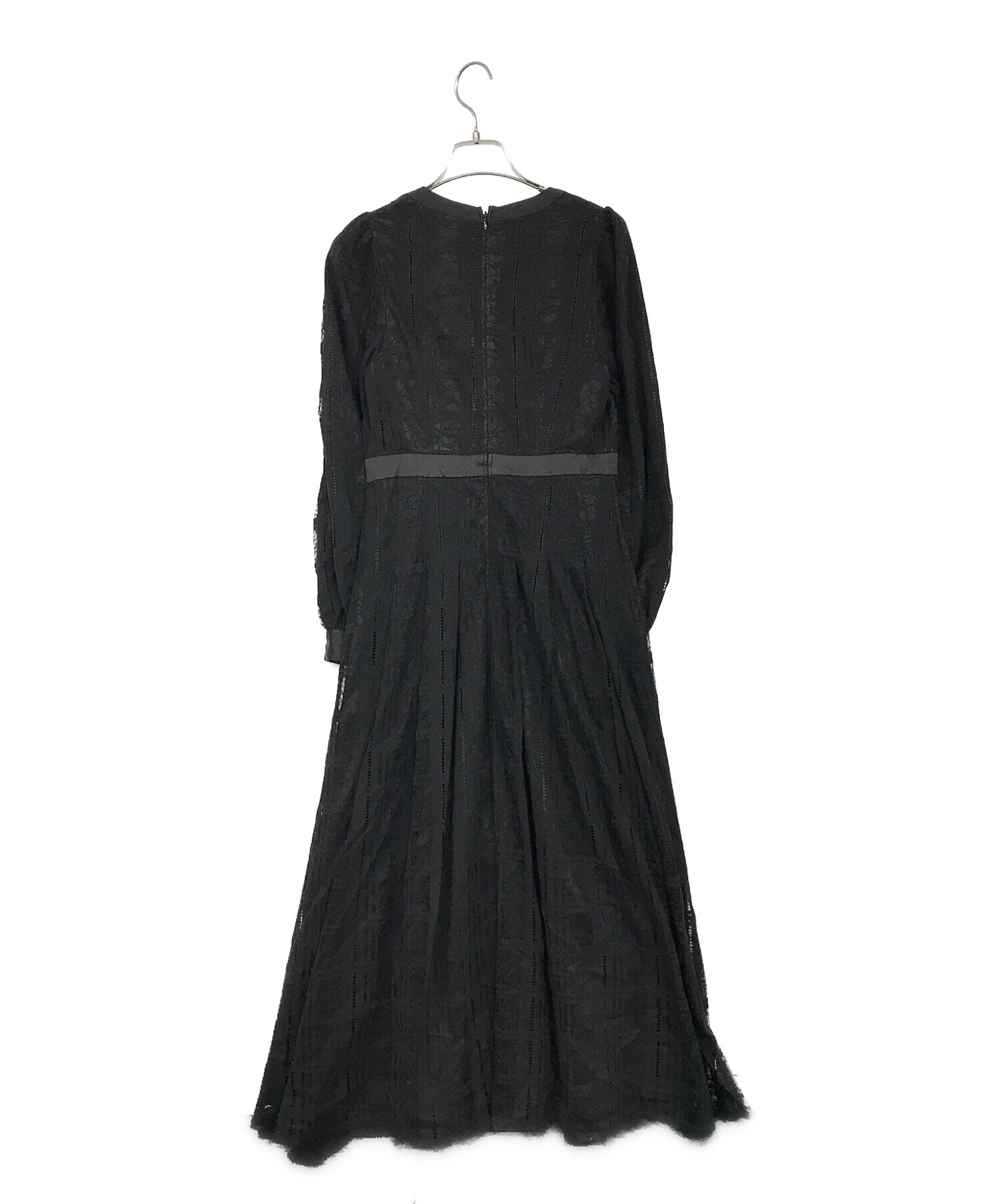 Herlipto Nottingham Lace Long Dress-
