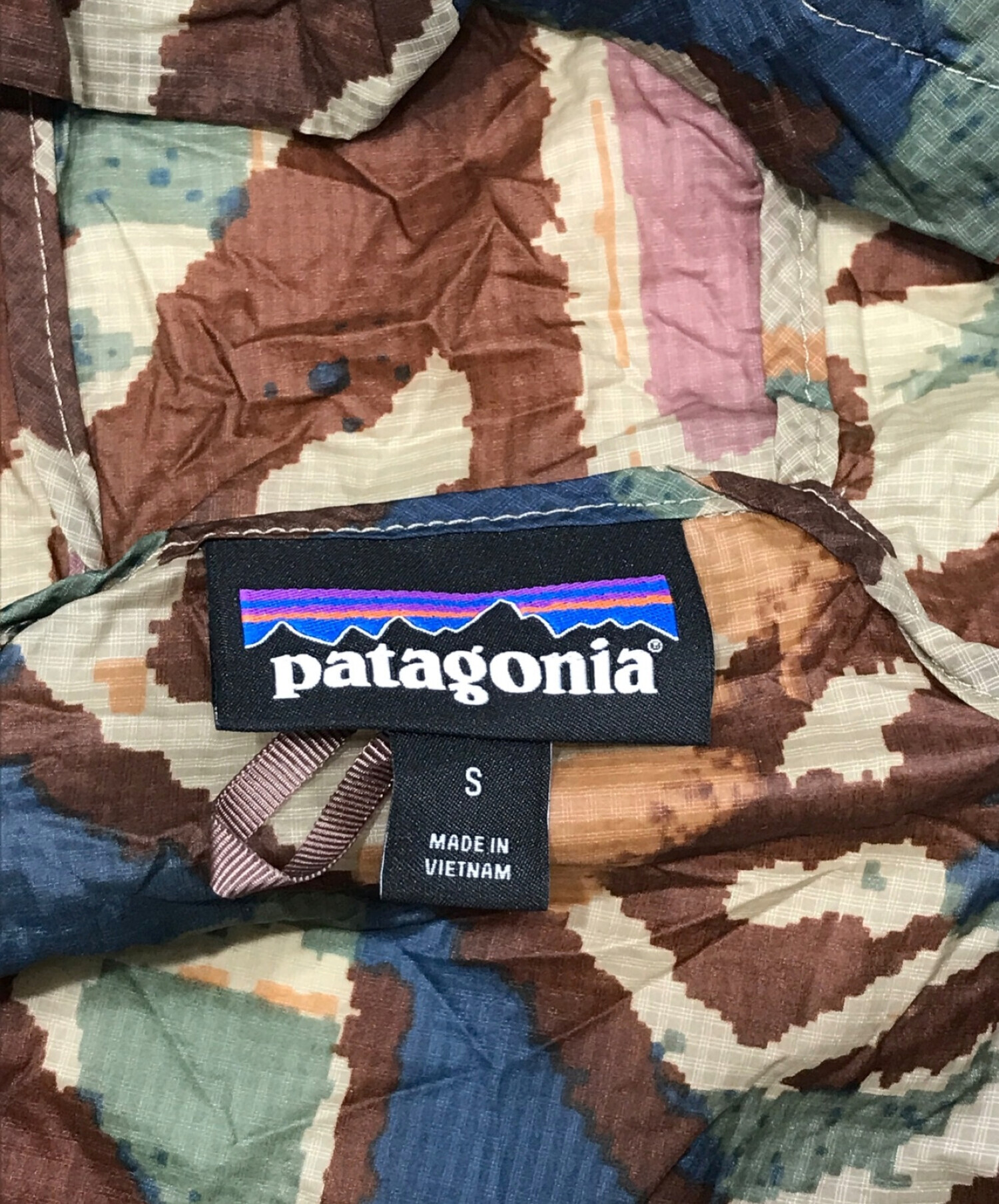 中古・古着通販】Patagonia (パタゴニア) フーディニ・ジャケット