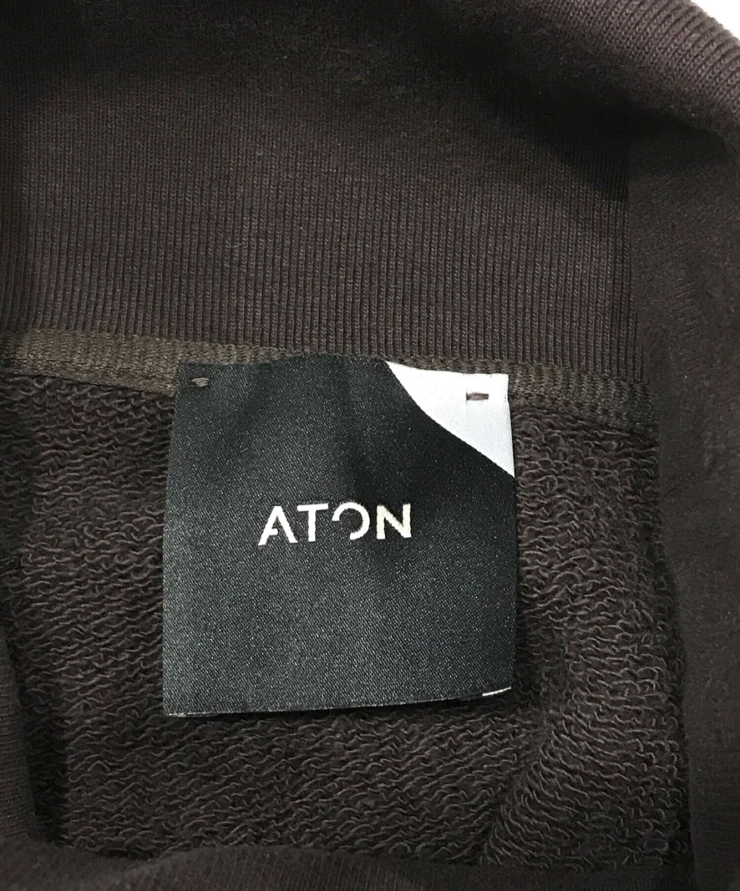 中古・古着通販】ATON (エイトン) タートルネックスウェット ブラウン