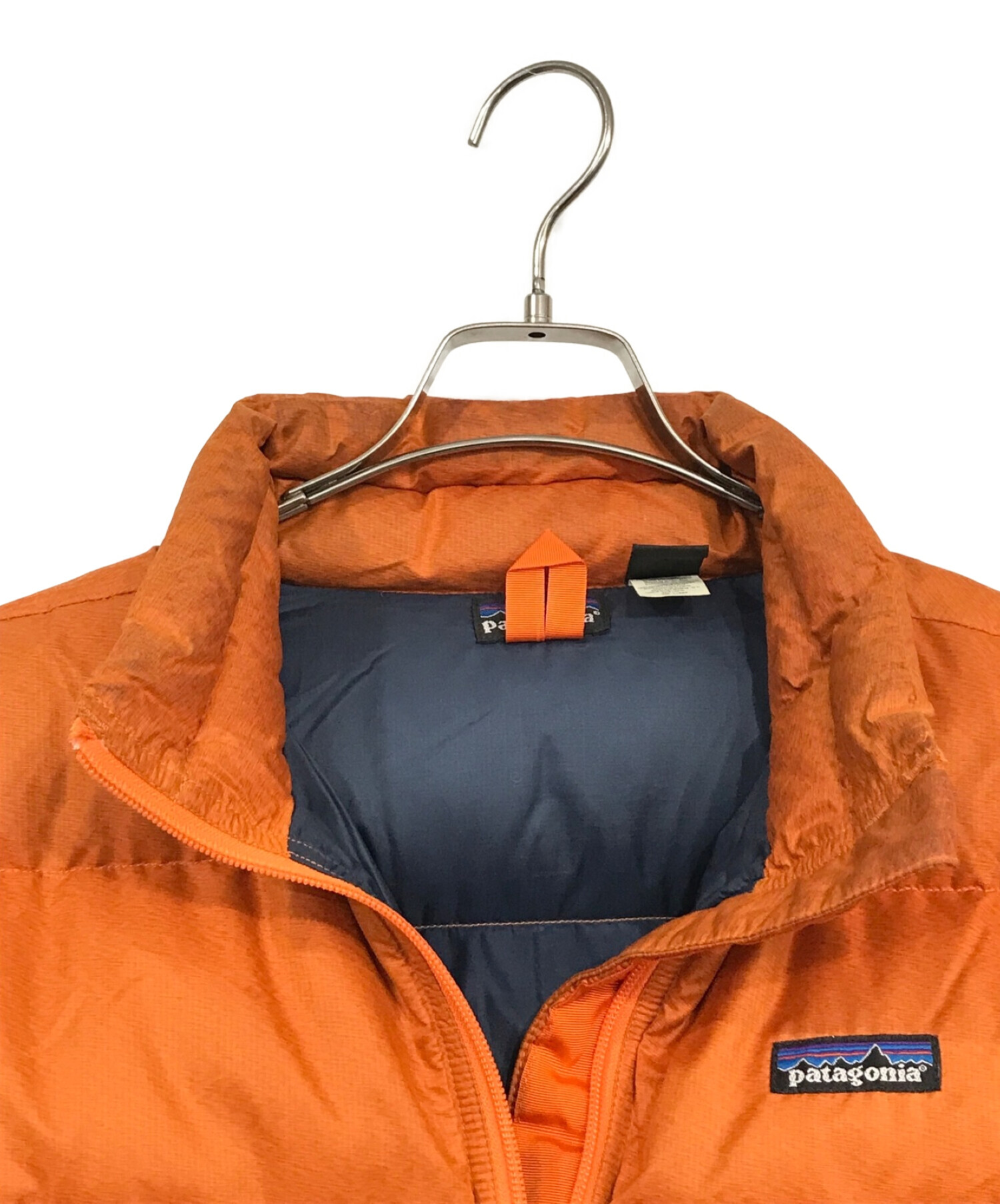 Patagonia (パタゴニア) ダウンジャケット オレンジ サイズ:SIZE M