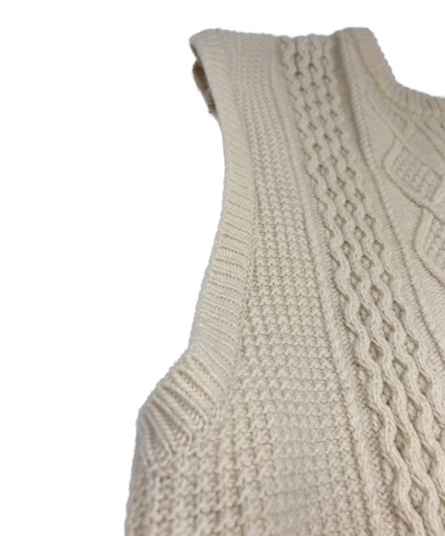 stein (シュタイン) Overlaped Cable Knit Vest オーバーラップ ケーブル ニットベスト ホワイト サイズ:M