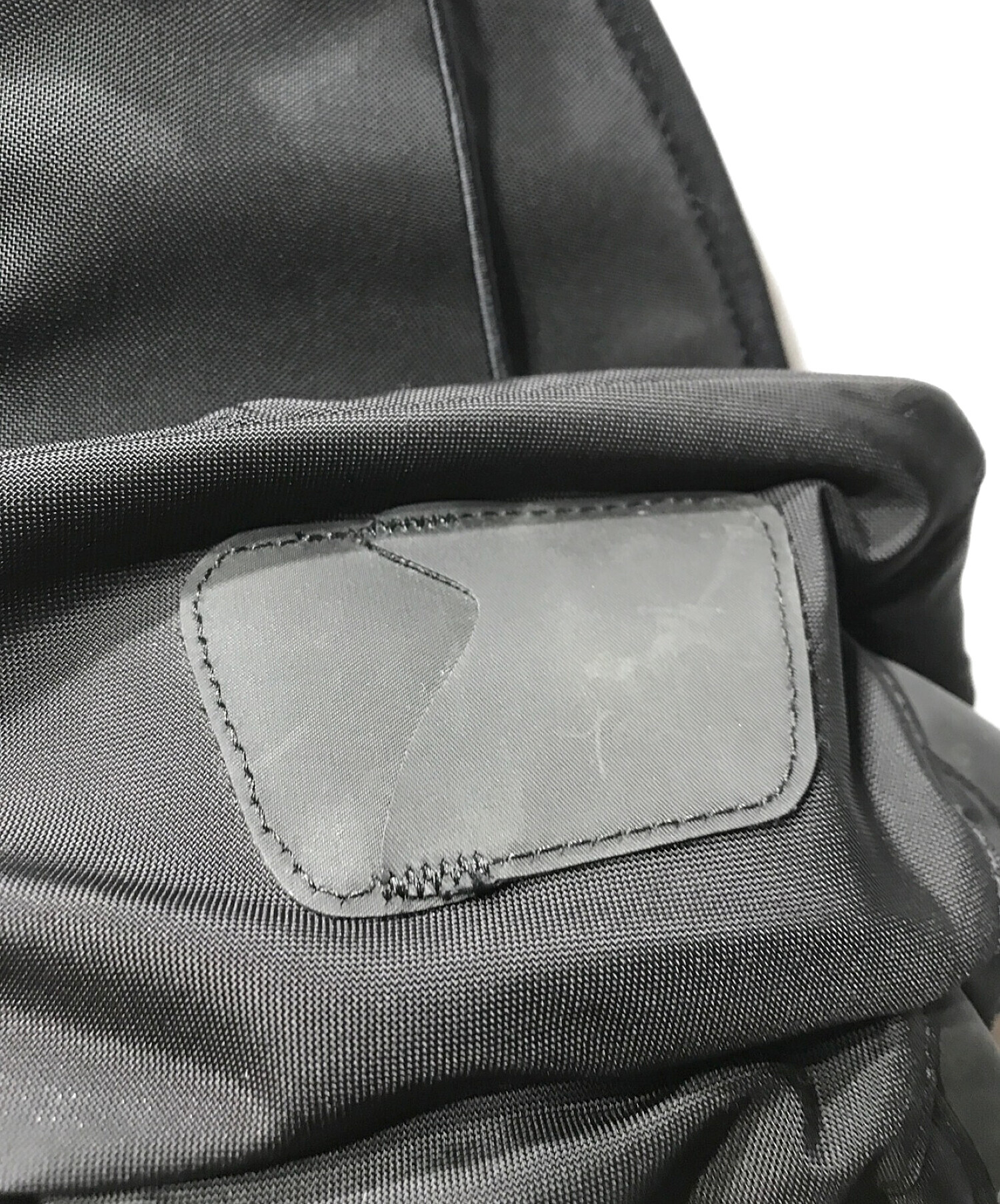 ARC'TERYX (アークテリクス) QUIVER CROSSBODY PACK 5914-64905 ブラック