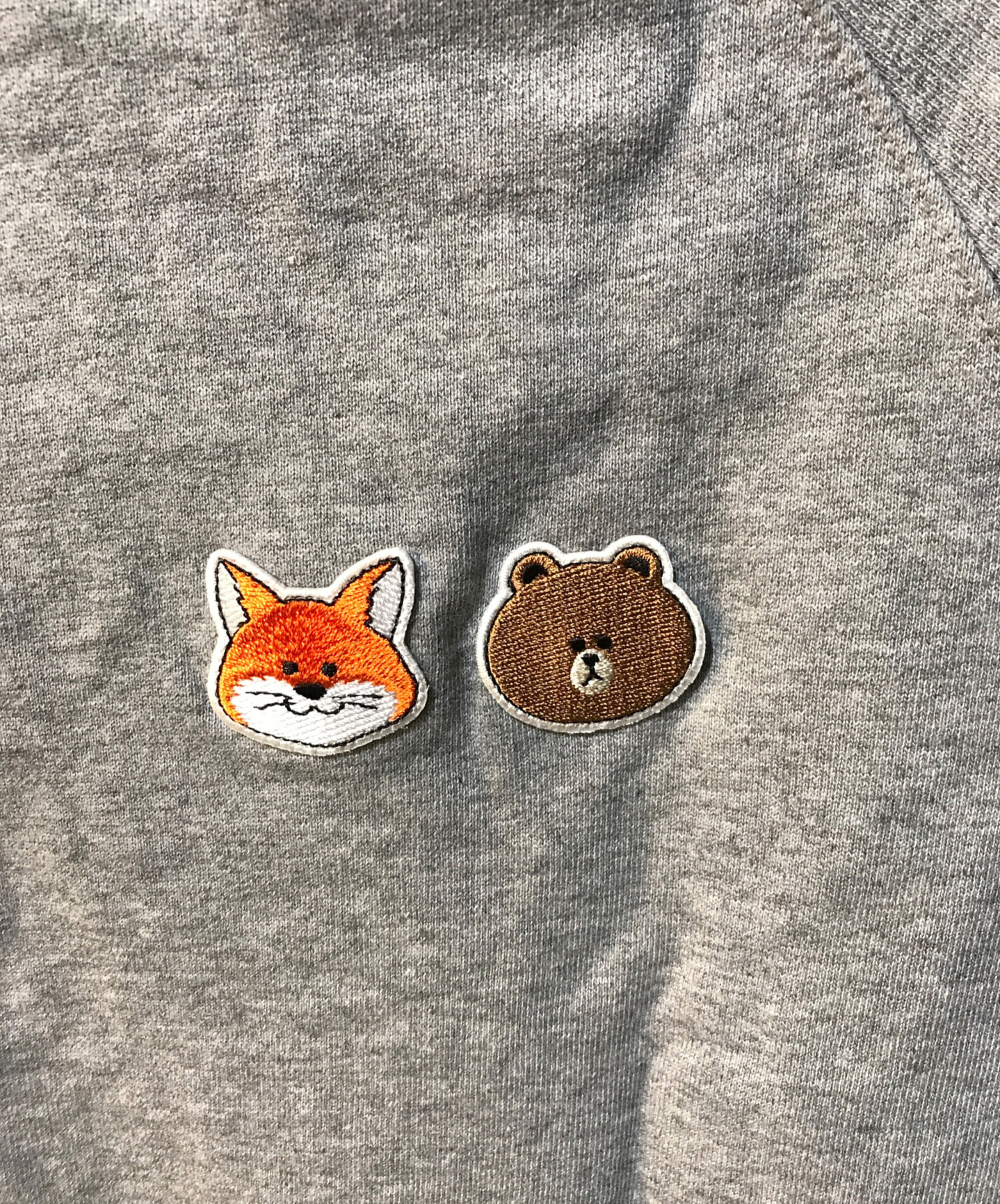 中古・古着通販】maison kitsune (メゾンキツネ) LINE FRIENDS (ラインフレンズ) コラボスウェット グレー  サイズ:S｜ブランド・古着通販 トレファク公式【TREFAC FASHION】スマホサイト