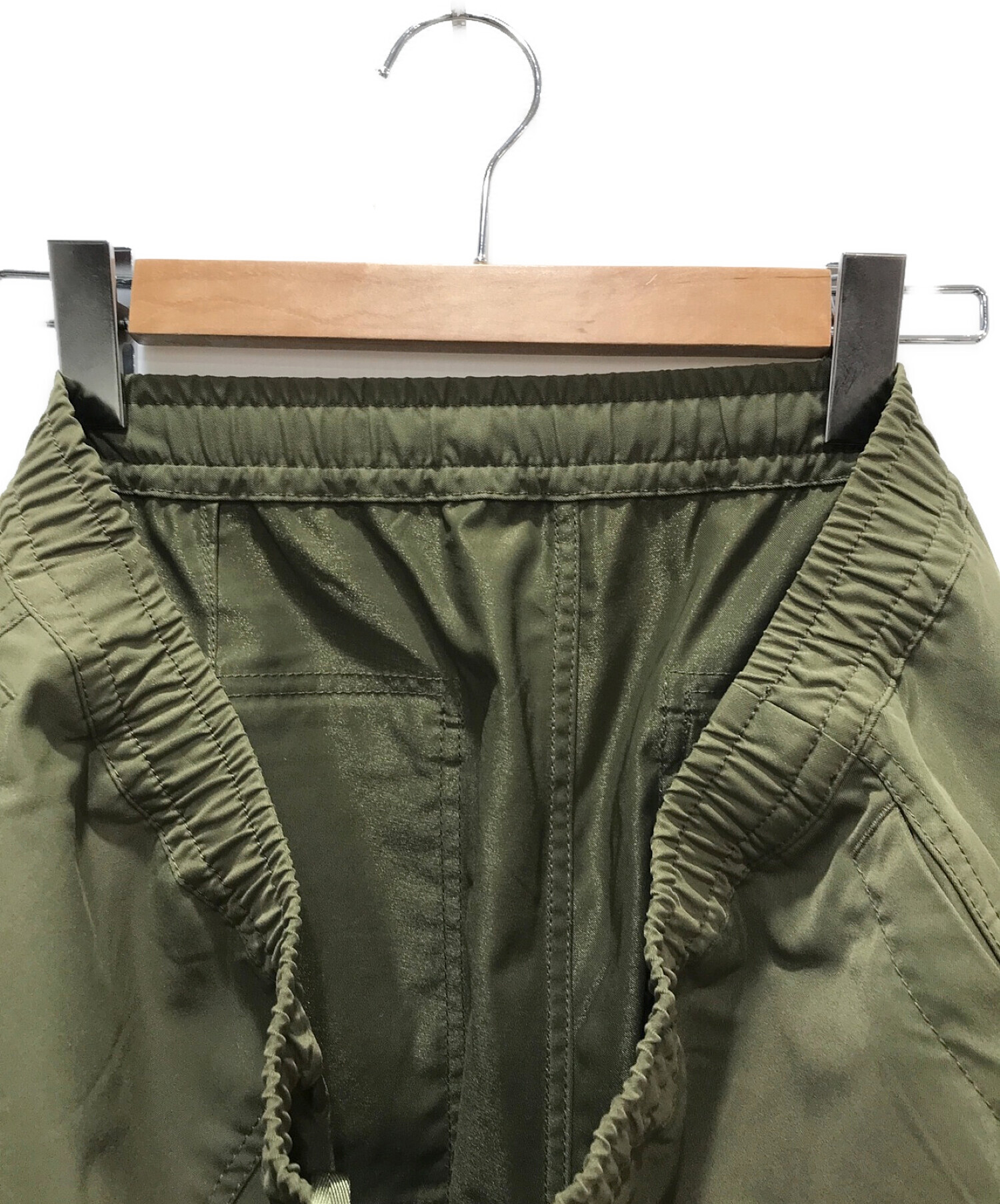 DAIWA PIER39 (ダイワ ピア39) TECH PARACHUTE PANTS カーキ サイズ:L