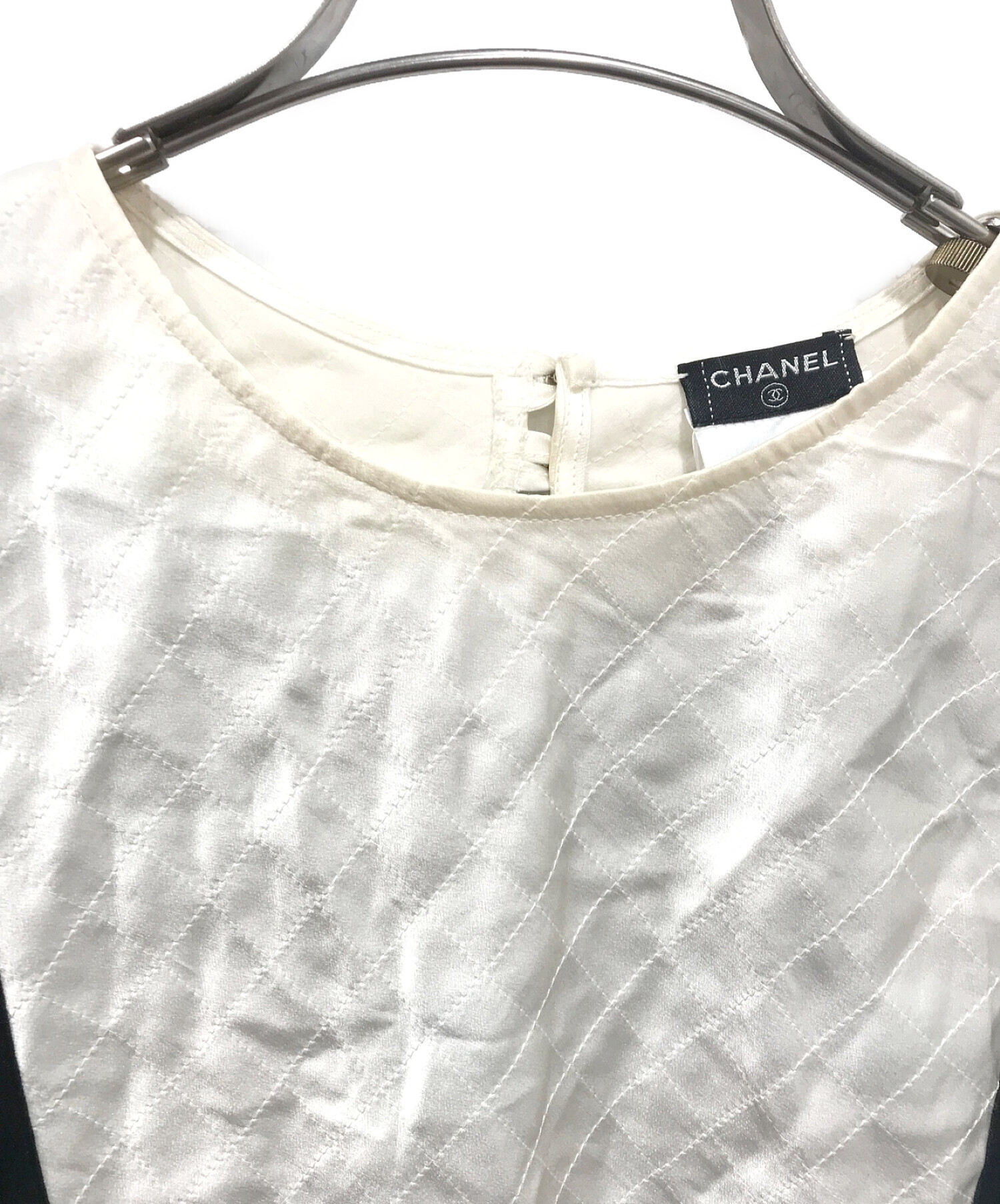 中古・古着通販】CHANEL (シャネル) ノースリーブカットソー ホワイト