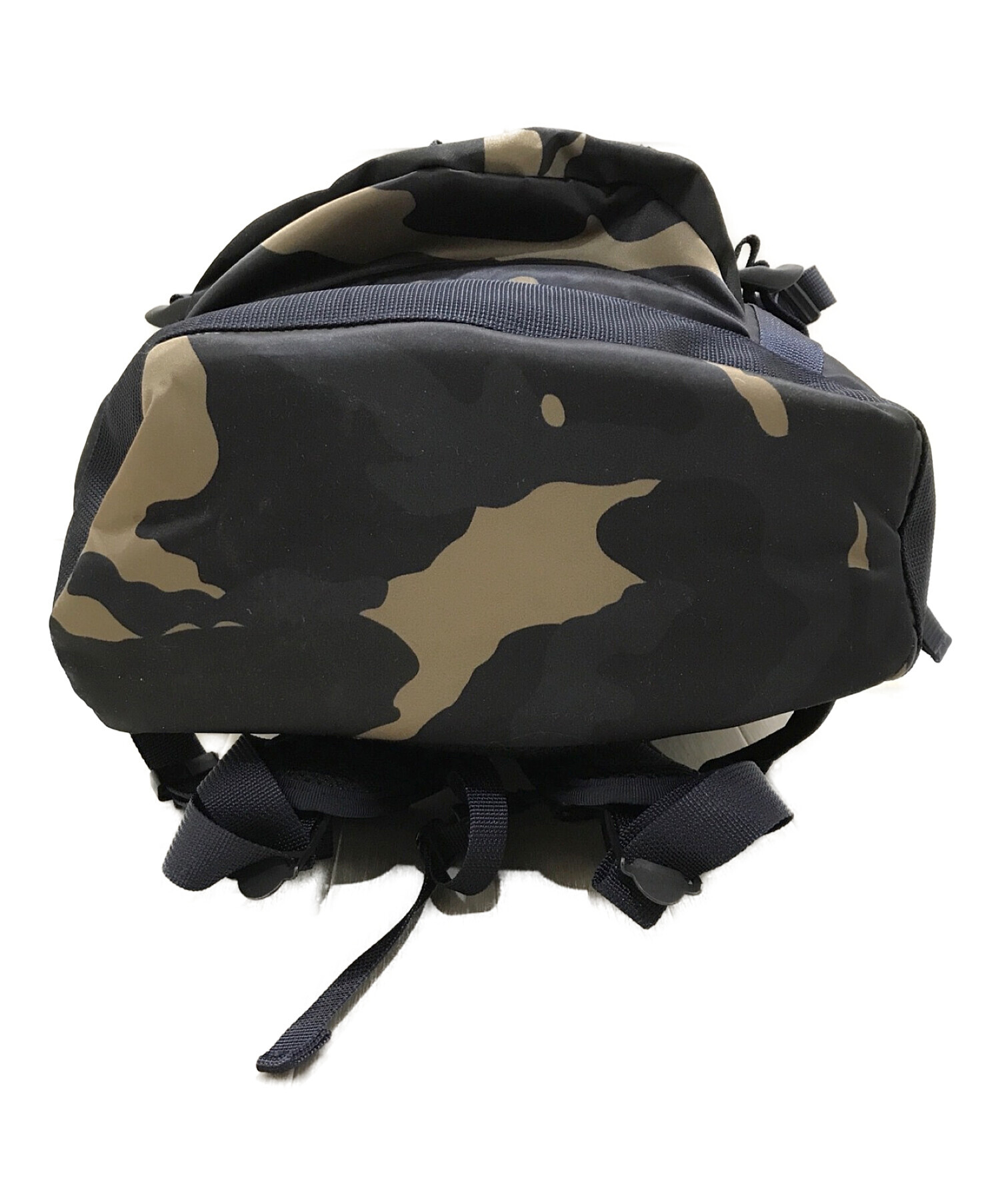 PORTER (ポーター) COUNTER SHADE BACKPACK グリーン