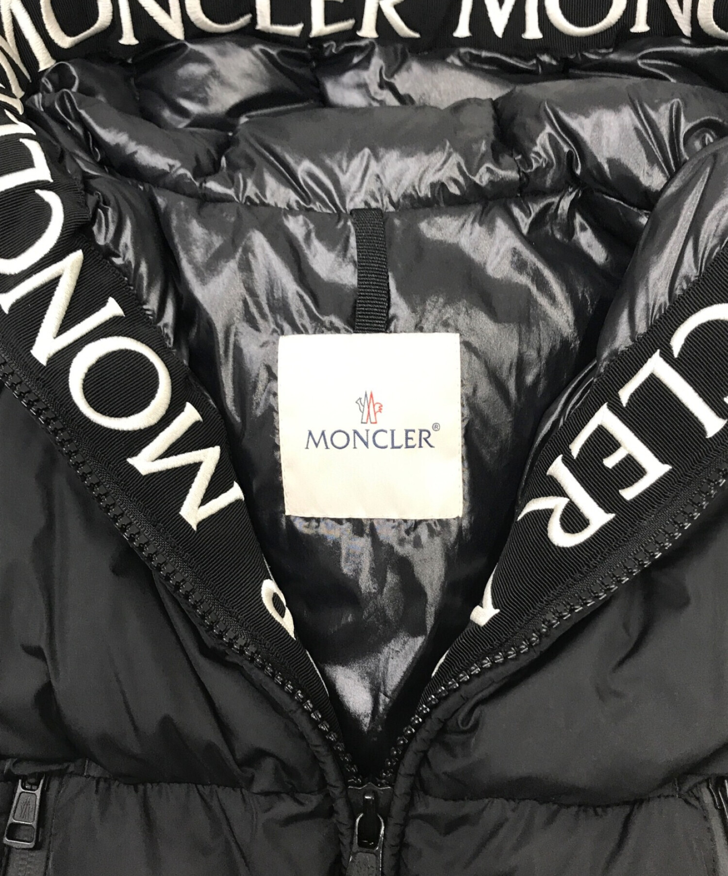MONCLER (モンクレール) MONTCLA GIUBBOTTO/ダウンコート ブラック サイズ:2
