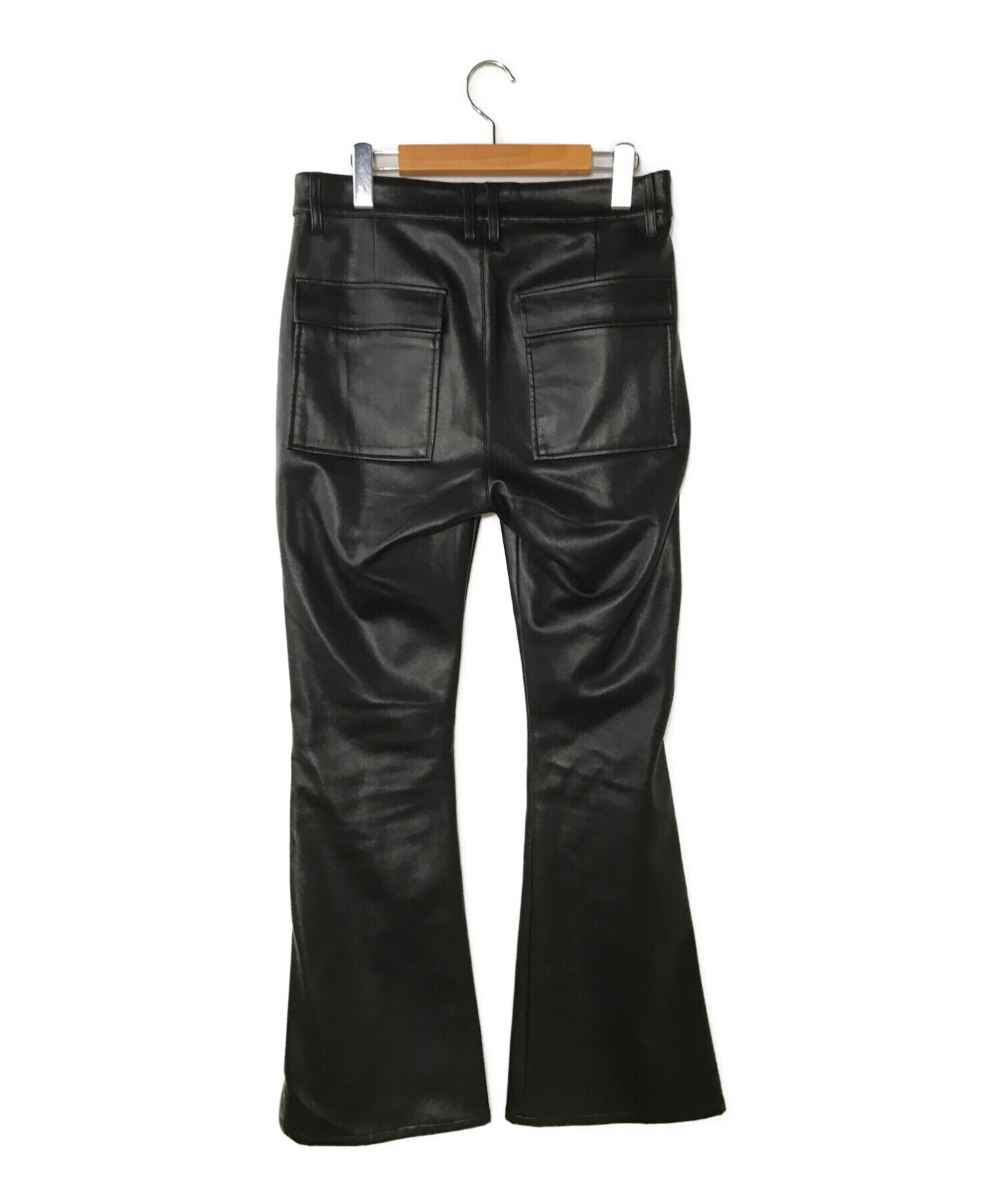 juha (ユハ) SYNTHETIC LEATHER FLARE PANTS ブラック サイズ:3