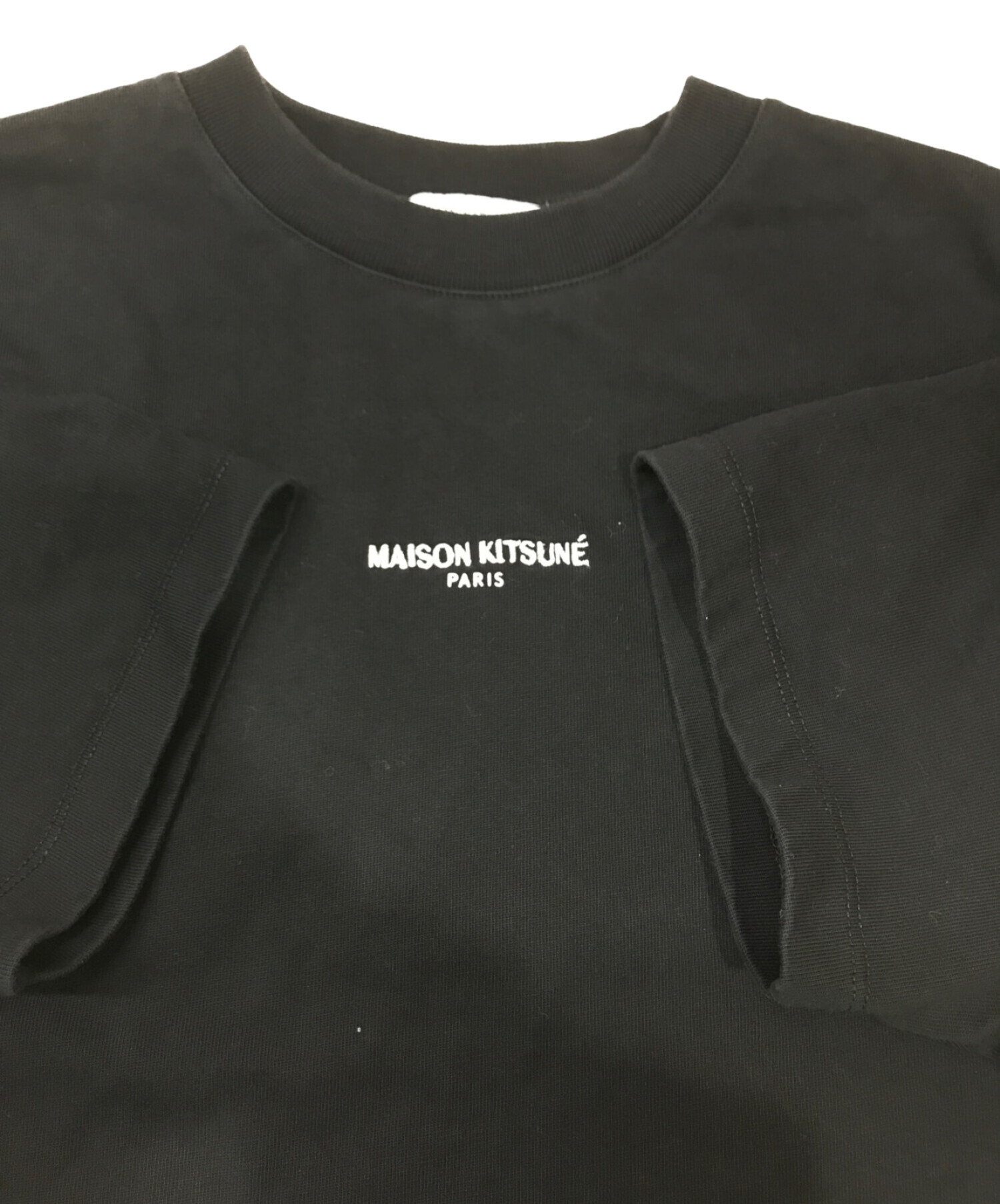 中古・古着通販】MAISON KITSUNE (メゾンキツネ) ロゴ刺繍Tシャツ