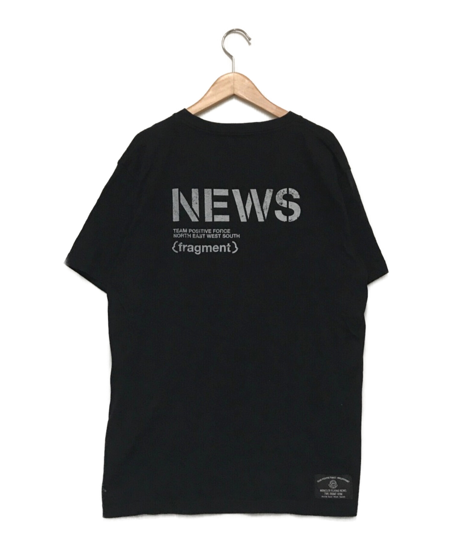 Moncler Genius×Fragment Design (モンクレール×フラグメントデザイン) プリントTシャツ ブラック サイズ:L