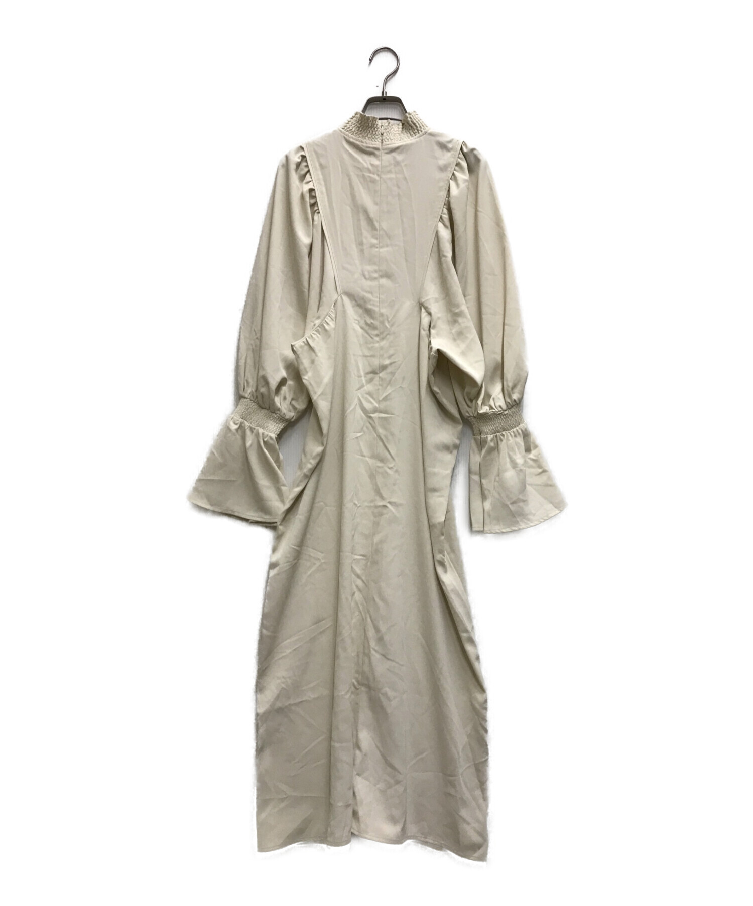 中古・古着通販】Ameri (アメリ) UPPER VOLUME OVER DRESS ホワイト