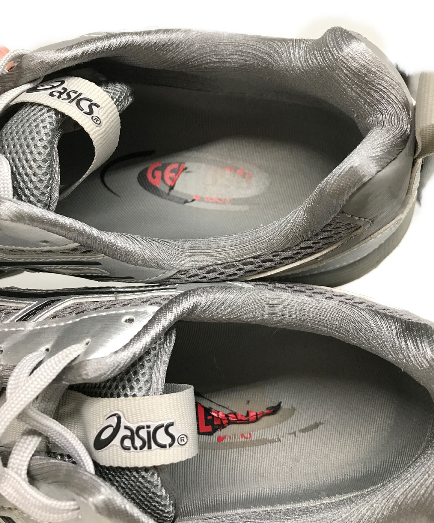 asics (アシックス) Freja Wewer GEL-1090 V2 シルバー サイズ:28.5cm(US10.5サイズ)