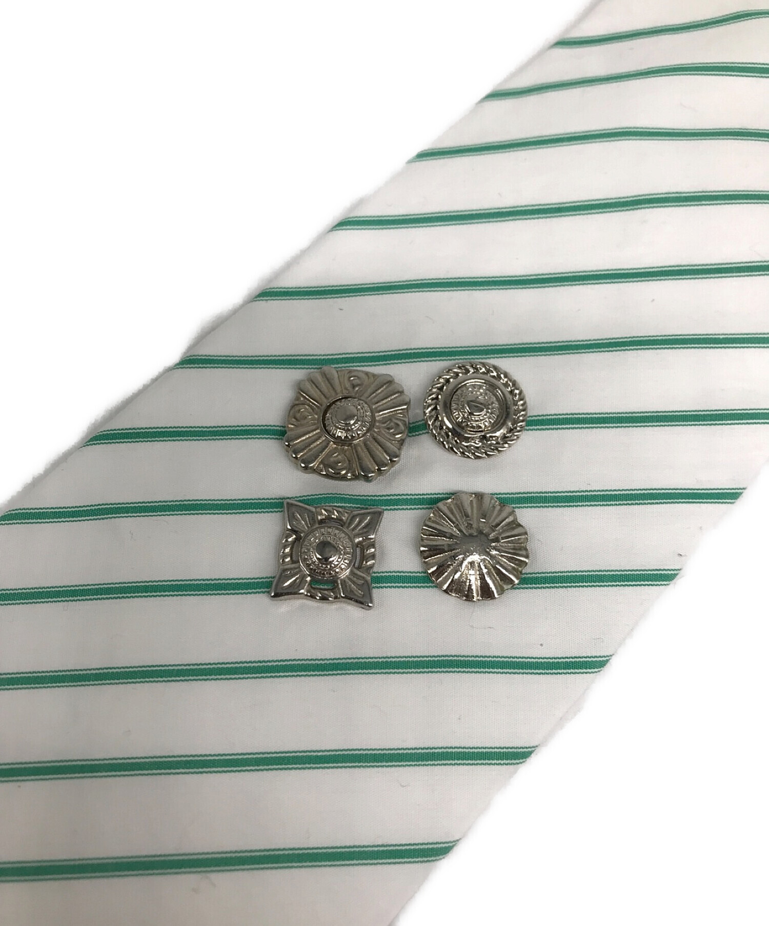 中古・古着通販】TOGA (トーガ) Metal motif tie ホワイト×グリーン