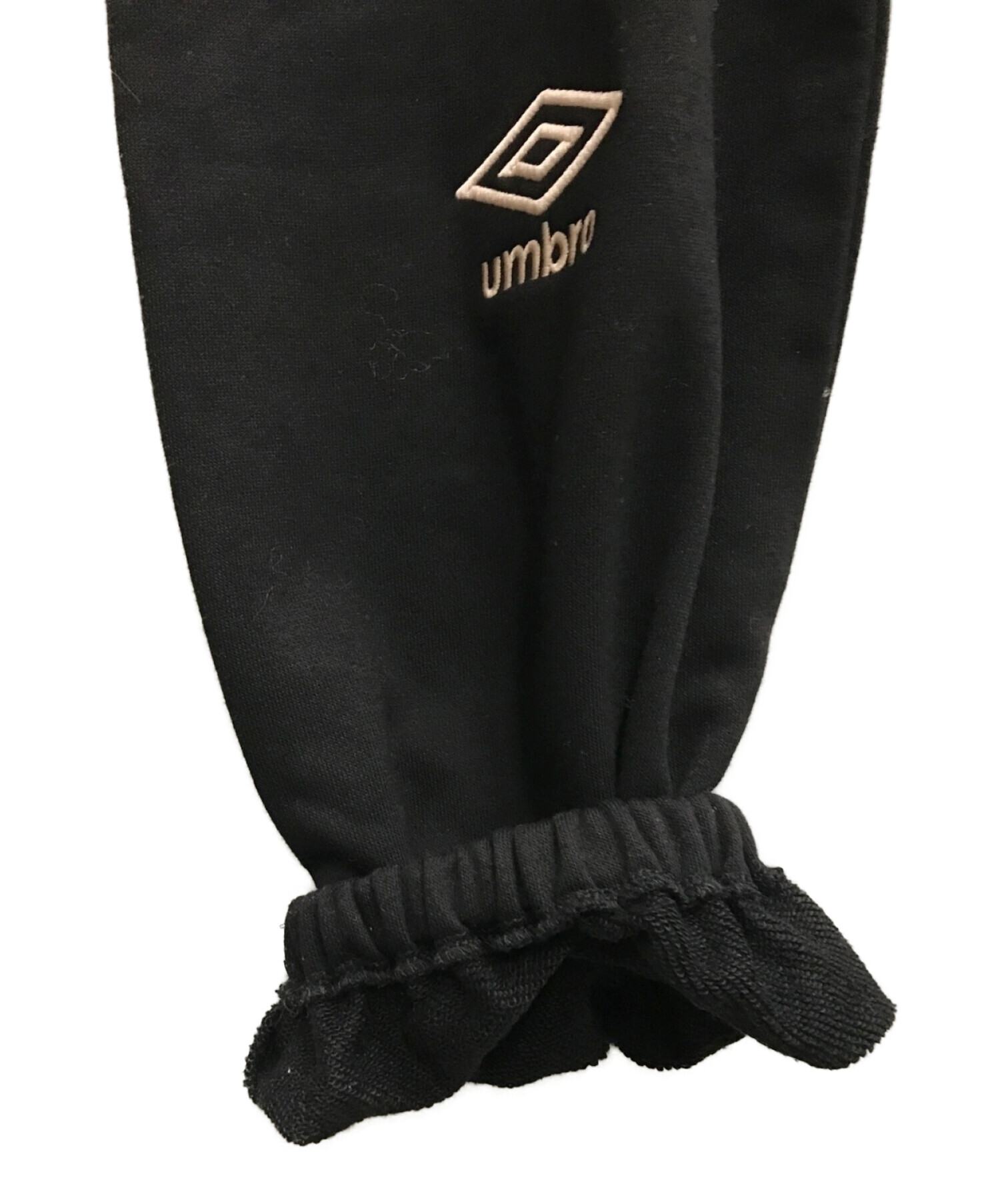 9090 × umbro (ナインティーナインティ×アンブロ) Two Logo Sweat Pants ブラック サイズ:Ⅼ