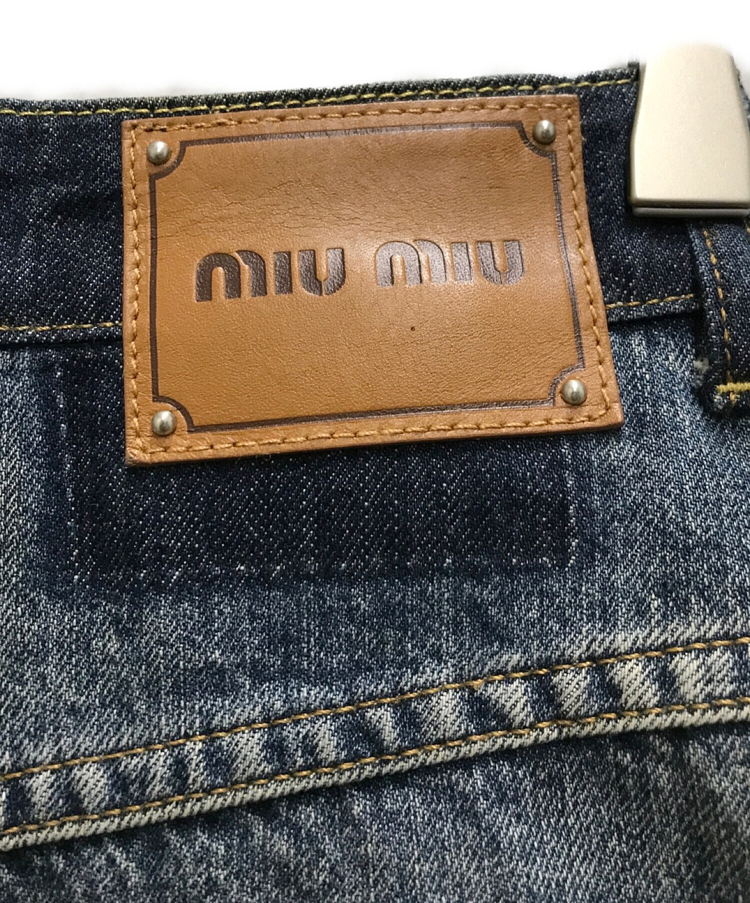 MIU MIU (ミュウミュウ) スタッズ＆ビジューデニムスカート インディゴ サイズ:42
