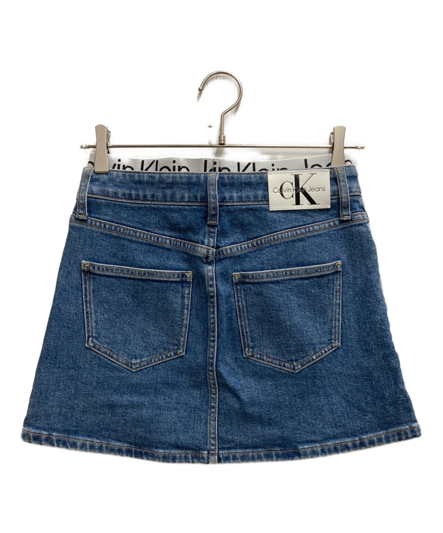 Calvin Klein (カルバンクライン) ローライズAラインデニムスカート インディゴ サイズ:SIZE W25