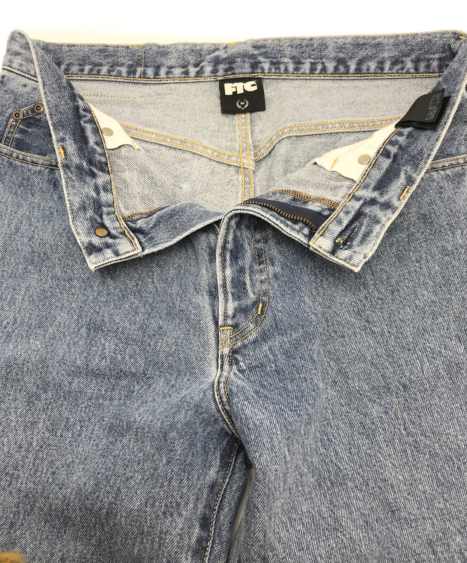 FTC (エフティーシー) MID WASH テーパードデニムパンツ インディゴ サイズ:M-32