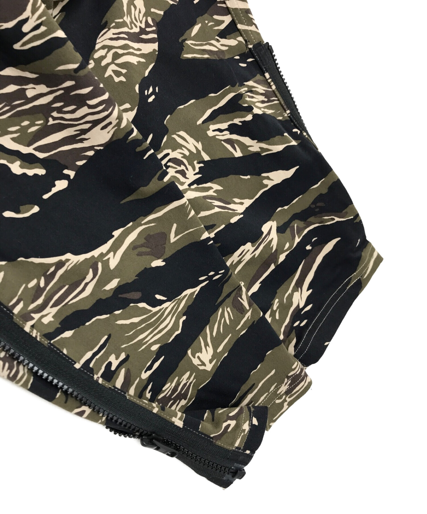 NikeLab (ナイキラボ) Tiger Camo Pant ブラック×カーキ サイズ:S