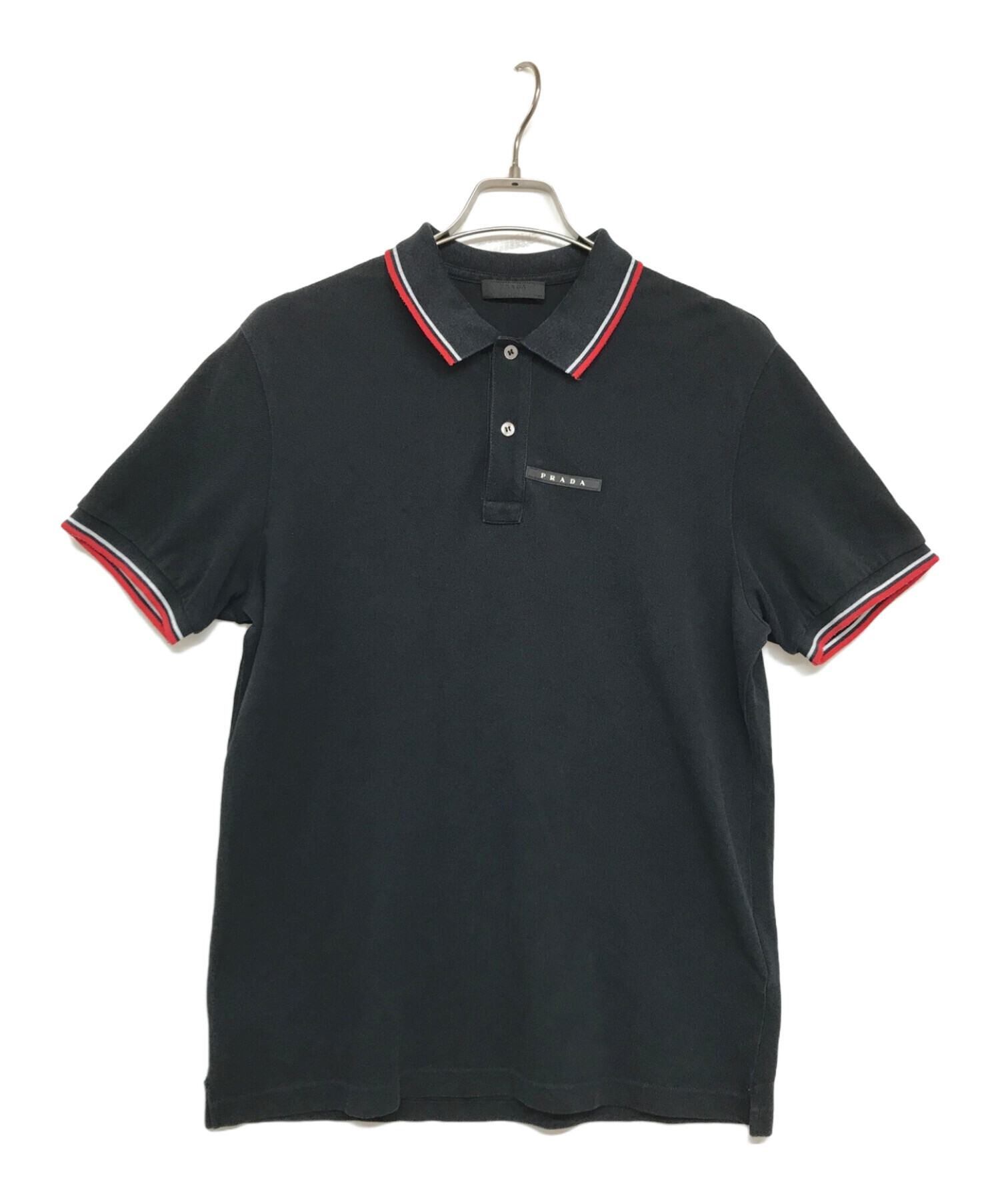 PRADA (プラダ) ポロシャツ ロゴポロシャツ ロゴプレート ブラック×レッド サイズ:XL