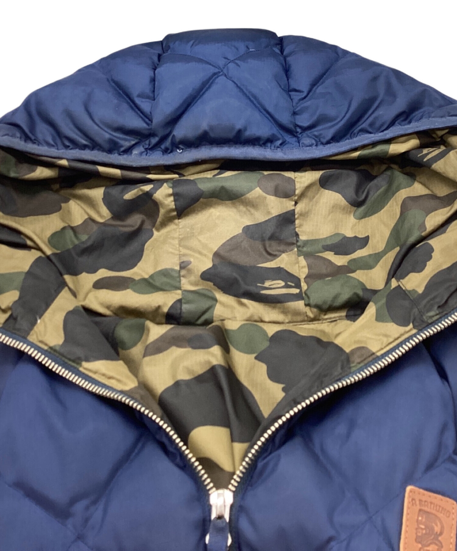 A BATHING APE (アベイシングエイプ) リバーシブルカモ柄ダウンジャケット　1870-141-048 カーキ サイズ:L