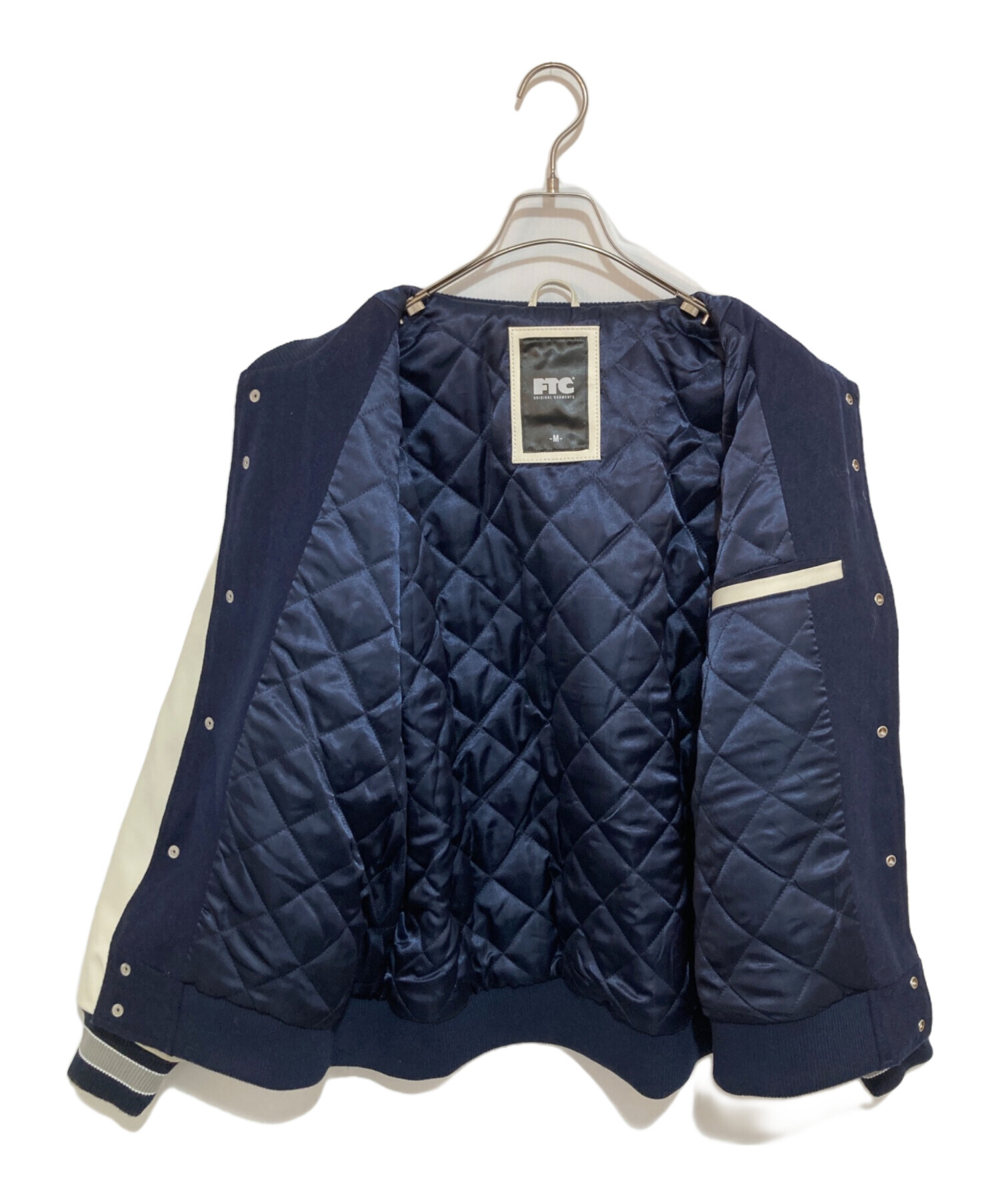 FTC (エフティーシー) CLASSIC VARSITY JACKET ネイビー サイズ:M