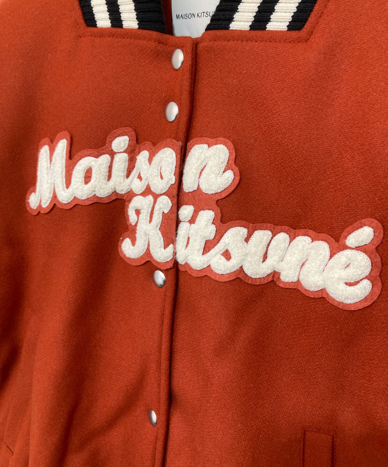 maison kitsune (メゾンキツネ) レザー切替スタジャン レッド サイズ:L（レディースサイズ）