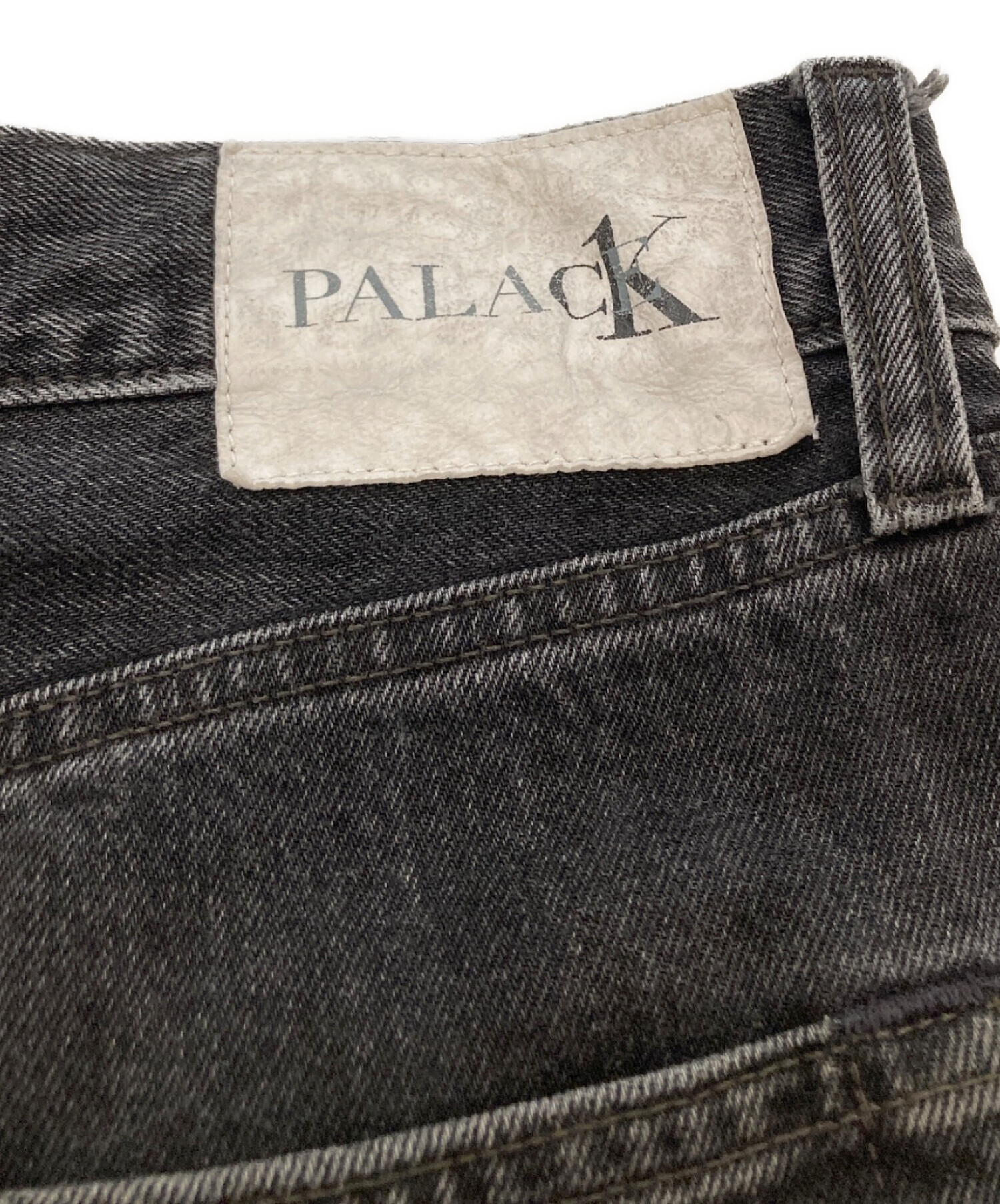 中古・古着通販】PALACE (パレス) Calvin Klein (カルバンクライン) バギーブラックデニムパンツ ブラック  サイズ:W32｜ブランド・古着通販 トレファク公式【TREFAC FASHION】スマホサイト