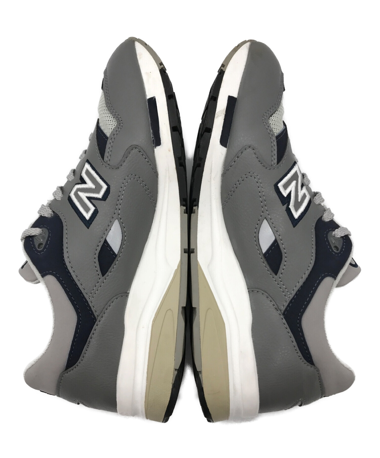 NEW BALANCE (ニューバランス) NEW BALANCE CM1600LG グレー サイズ:26.5