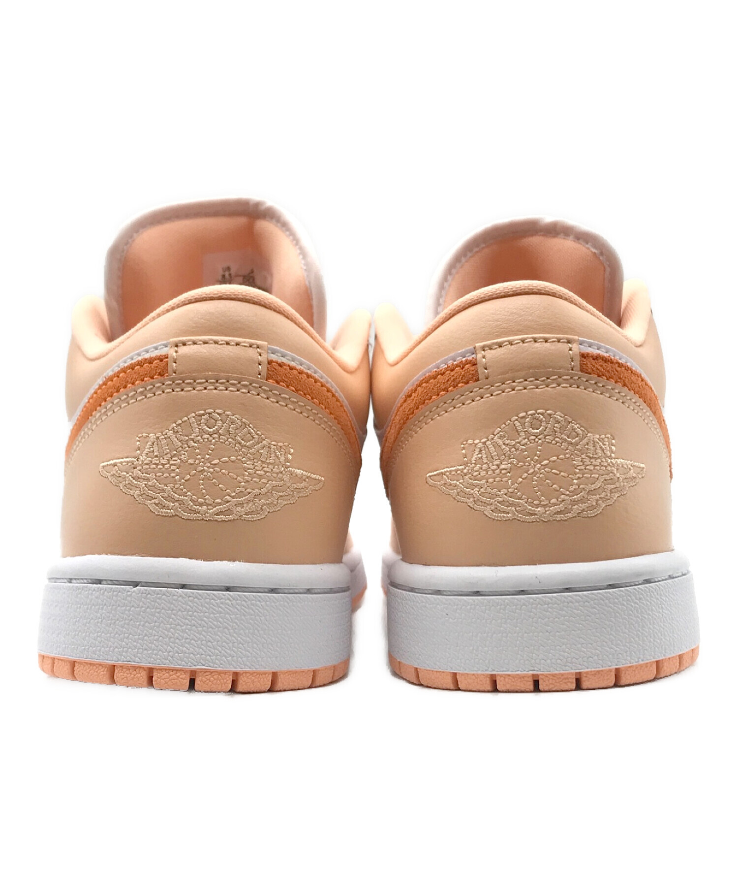 NIKE (ナイキ) WMNS AIR JORDAN 1 LOW ホワイト×ベージュ サイズ:255