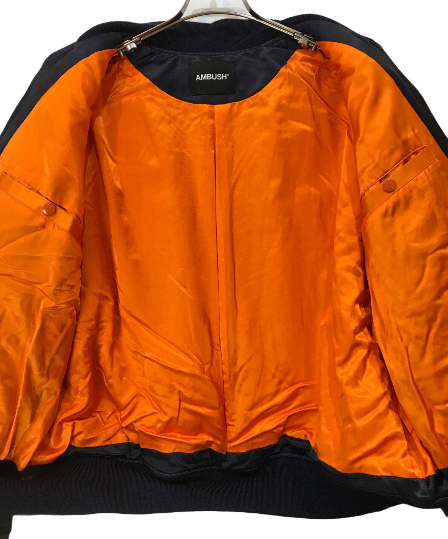 中古・古着通販】AMBUSH (アンブッシュ) MA-1 LIGHT PUFF JACKET ネイビー×アイボリー サイズ:3｜ブランド・古着通販  トレファク公式【TREFAC FASHION】スマホサイト