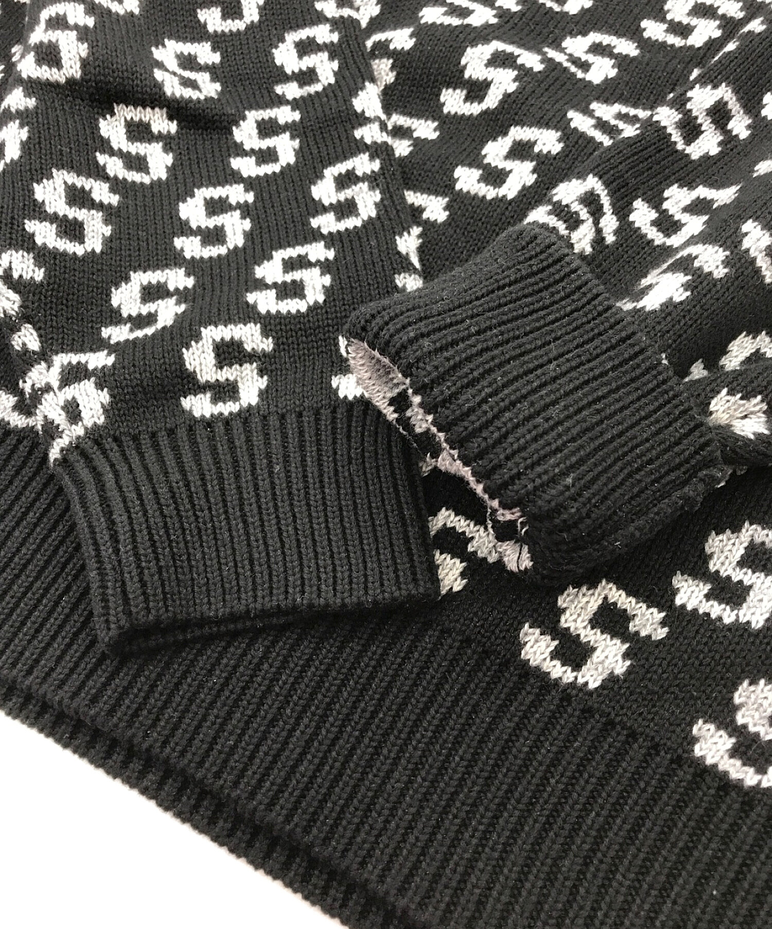 中古・古着通販】Supreme (シュプリーム) S Repeat Sweater ブラック