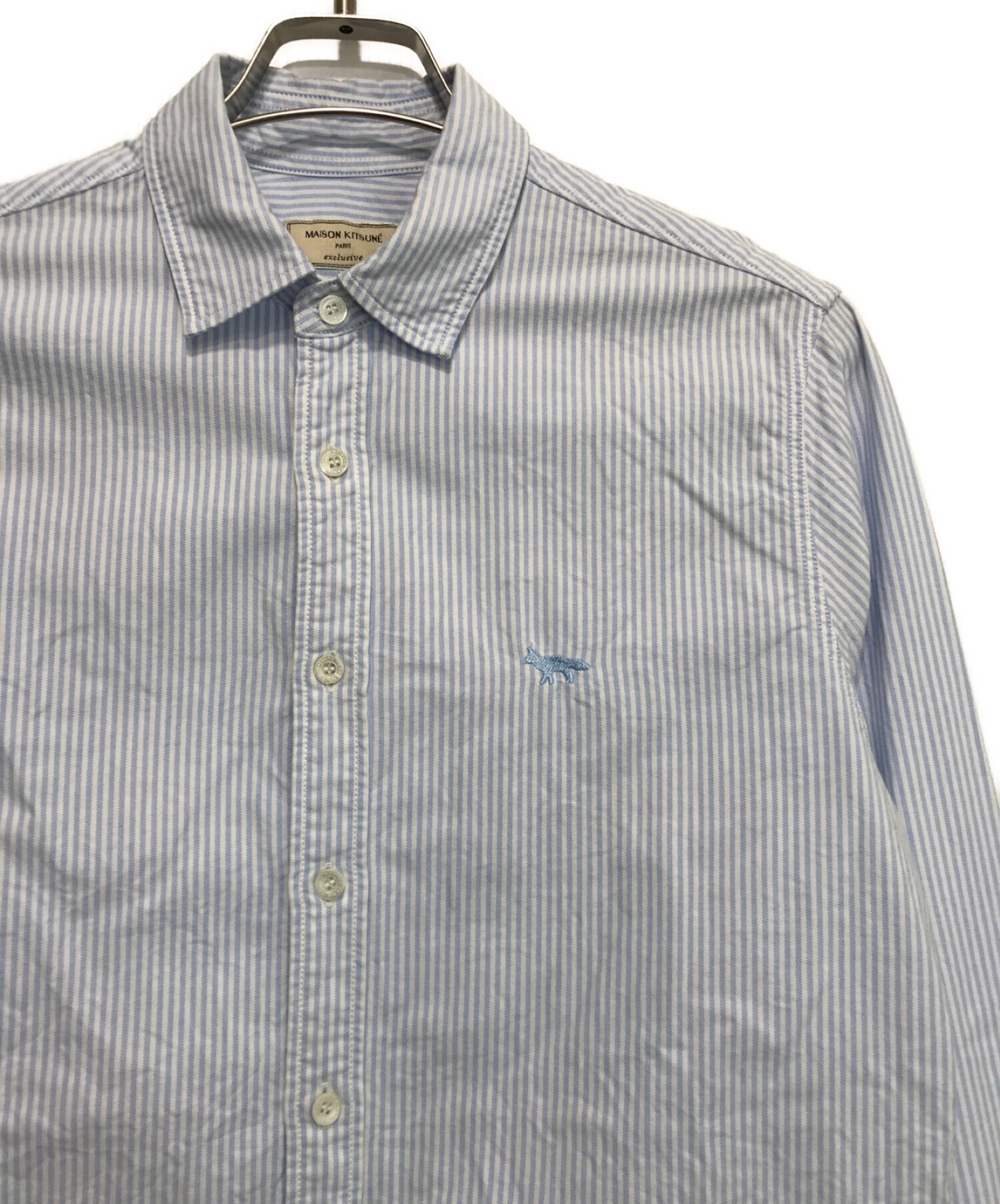 MAISON KITSUNE (メゾンキツネ) JP EXCLUSIVE STRIPE SHIRT ブルー サイズ:XS