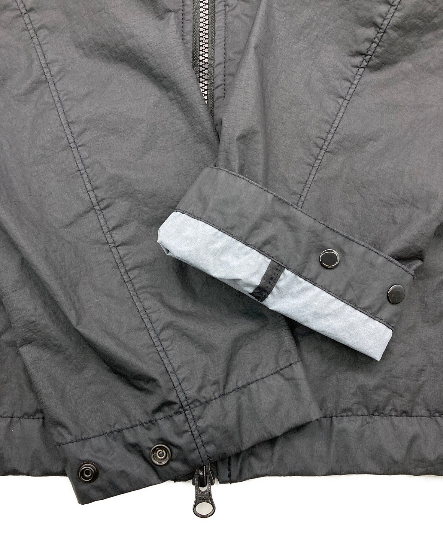 中古・古着通販】STONE ISLAND (ストーンアイランド) ジップアップジャケット ブラック サイズ:M｜ブランド・古着通販  トレファク公式【TREFAC FASHION】スマホサイト