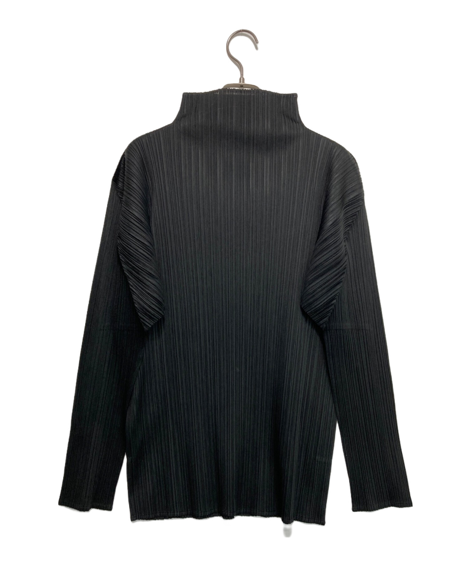 中古・古着通販】ISSEY MIYAKE (イッセイミヤケ) 長袖ハイネックプリーツカットソー ブラック サイズ:M｜ブランド・古着通販  トレファク公式【TREFAC FASHION】スマホサイト