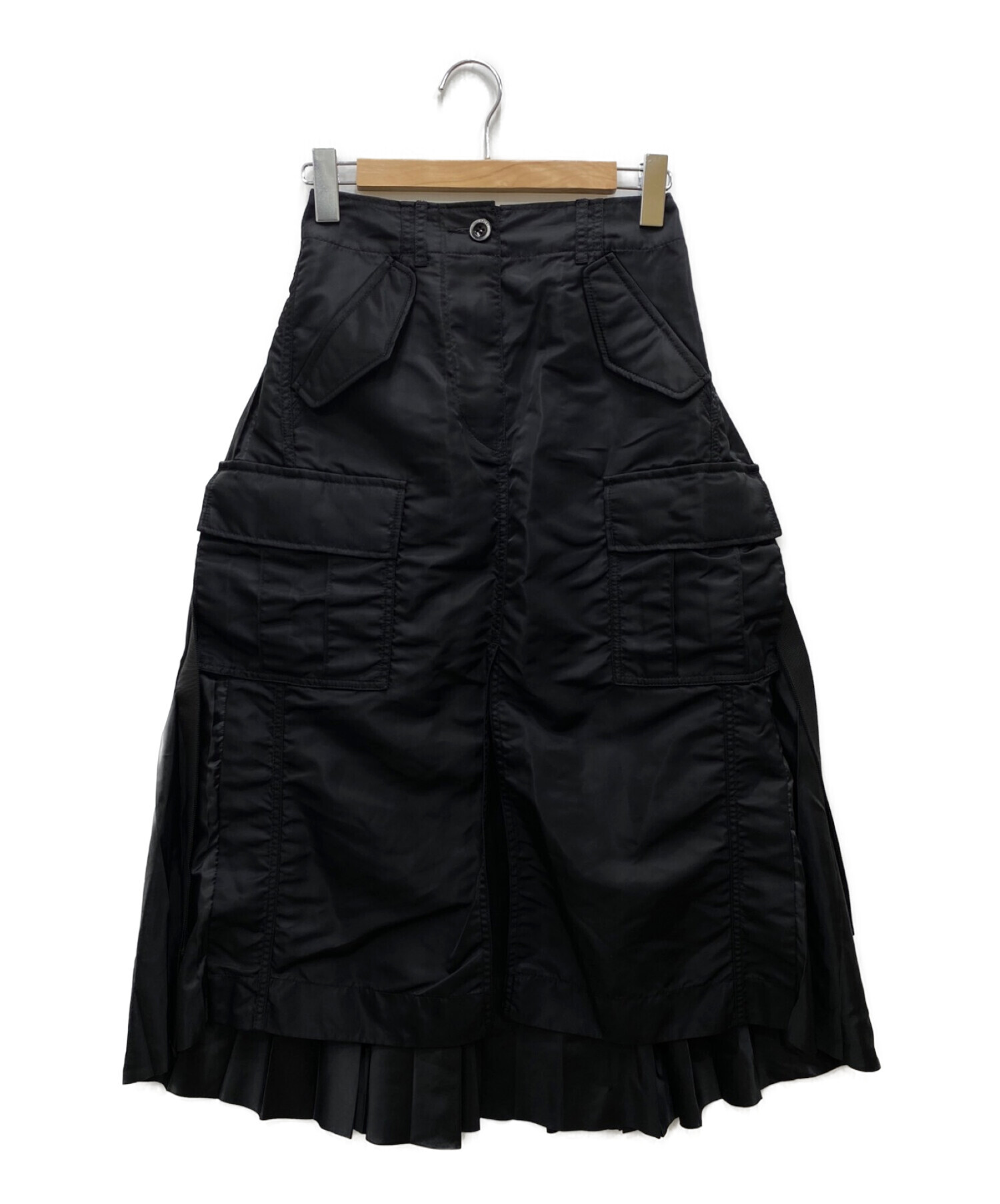 sacai (サカイ) ナイロンツイルバックプリーツスカート ブラック サイズ:1