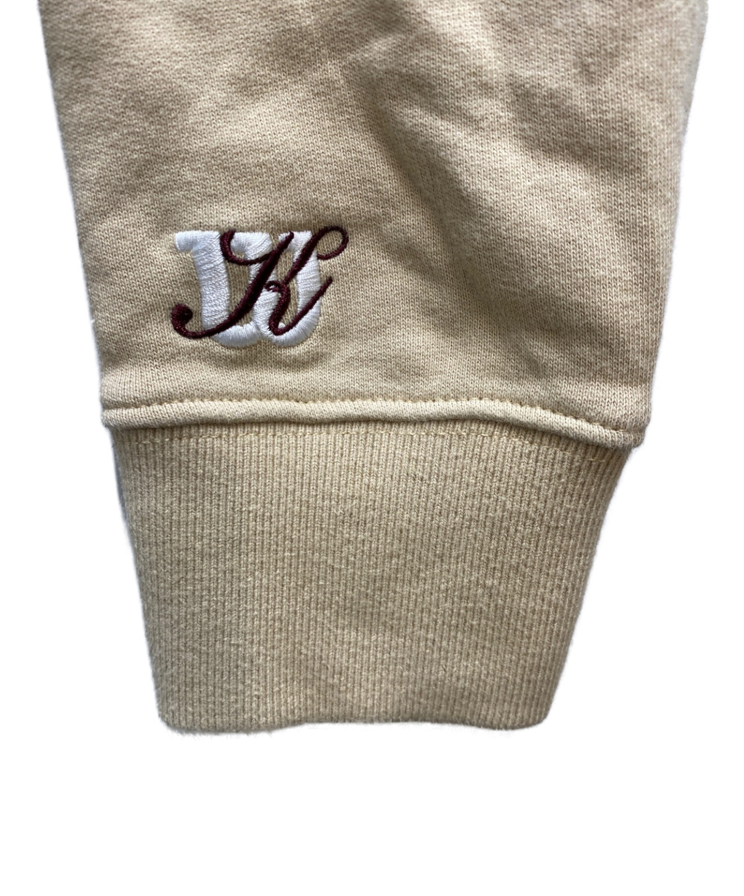 中古・古着通販】KITH (キス) Wilson (ウィルソン) クルーネックスウェット ベージュ サイズ:XS｜ブランド・古着通販  トレファク公式【TREFAC FASHION】スマホサイト