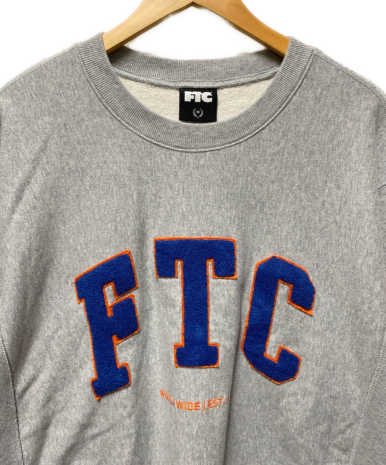 FTC (エフティーシー) CHENILLE APPLIQUE CREWNECK グレー サイズ:М