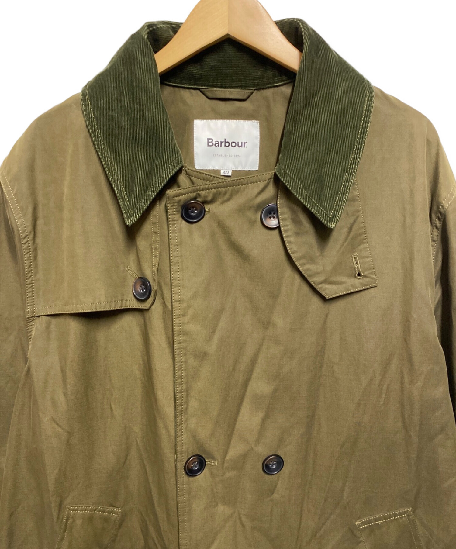 Barbour (バブアー) BEAMS F (ビームスエフ) 別注 WHITLEY ピーチスキントレンチコート オリーブ サイズ:42